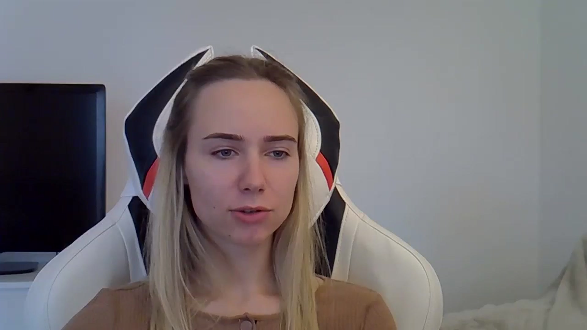 Gallery image thumbnail from Ocean__Soul's myfreecams stream on, 05/28/2025, 15:11 image 16 of 20