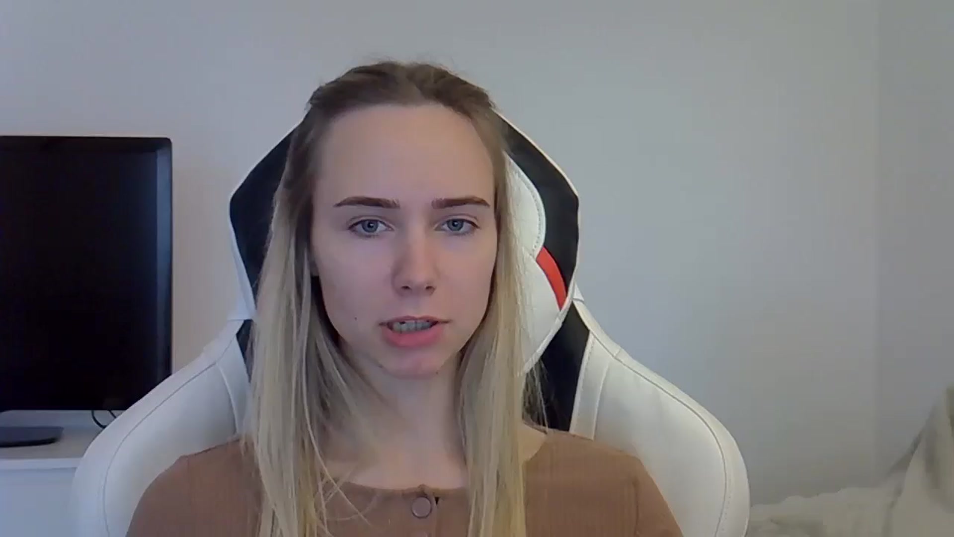 Gallery image thumbnail from Ocean__Soul's myfreecams stream on, 05/28/2025, 15:11 image 18 of 20