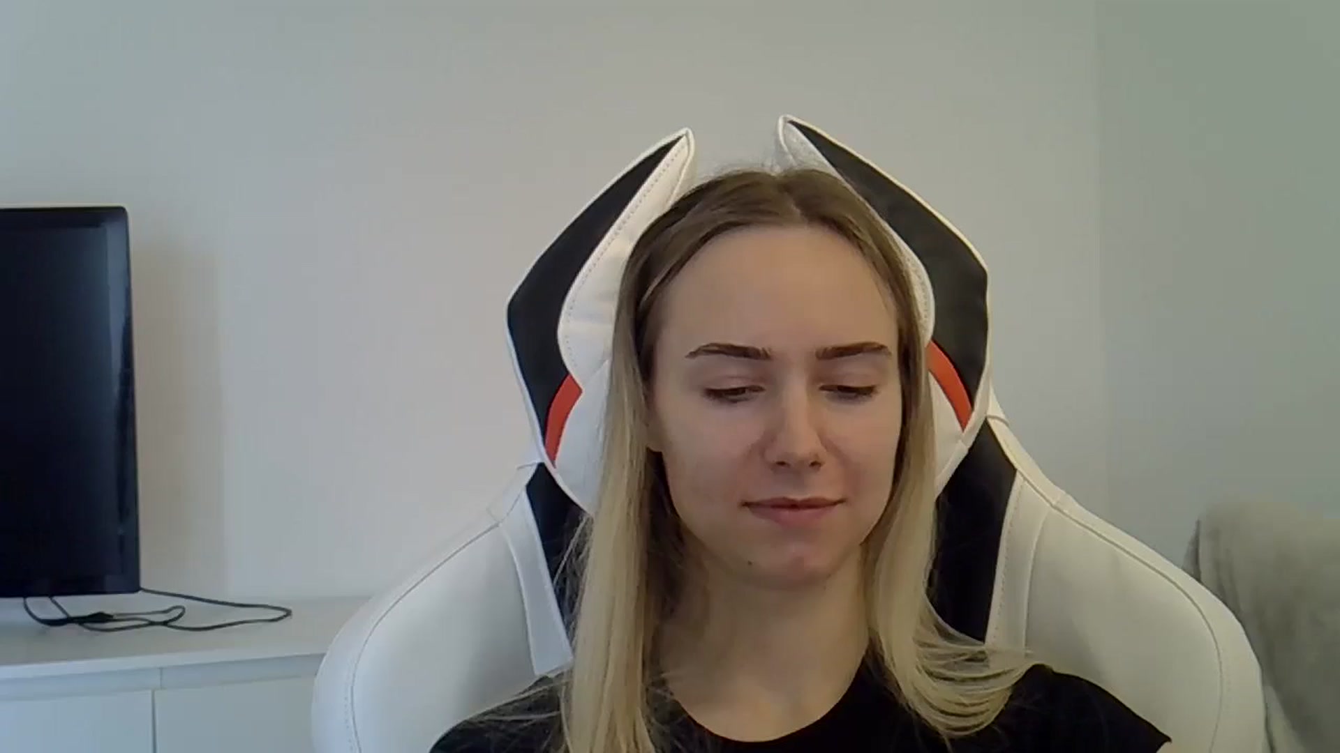 Gallery image thumbnail from Ocean__Soul's myfreecams stream on, 05/29/2025, 14:42 image 15 of 20