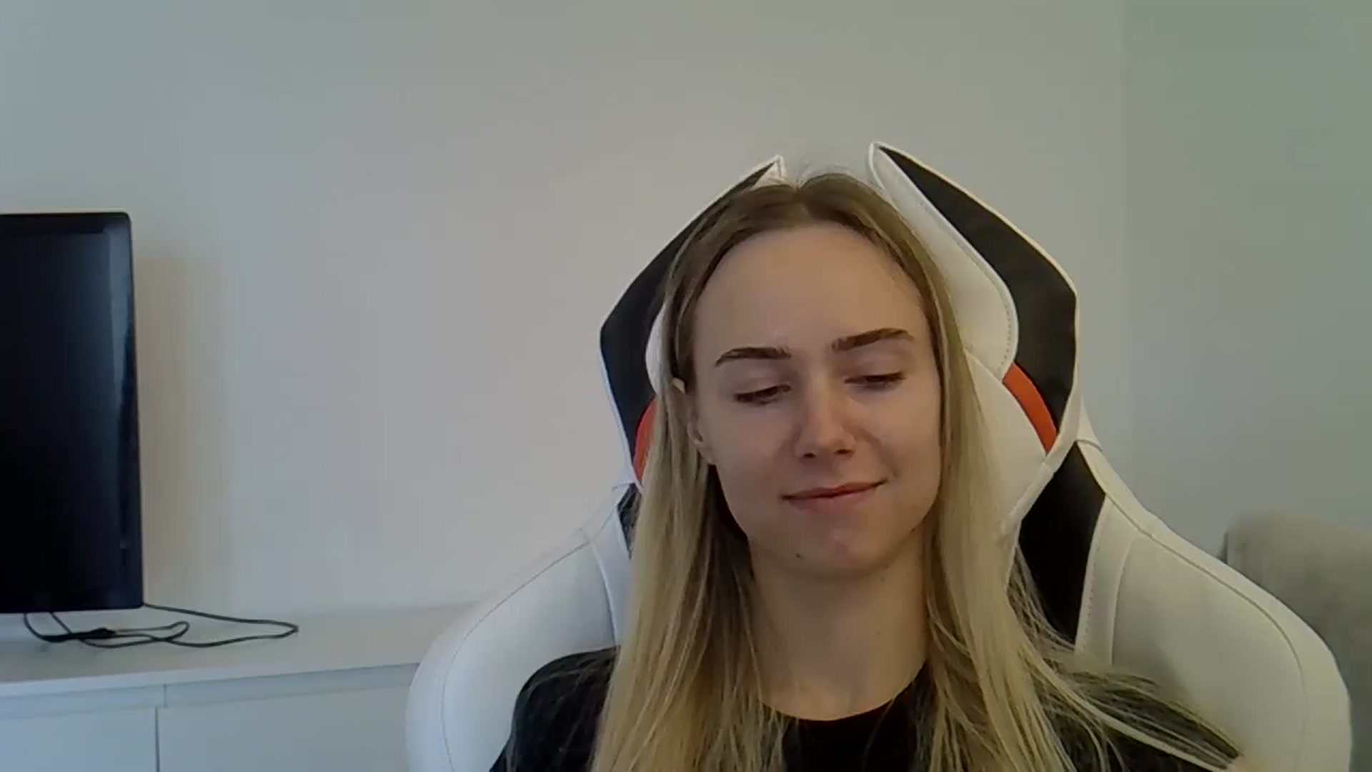 Gallery image thumbnail from Ocean__Soul's myfreecams stream on, 05/29/2025, 14:42 image 20 of 20