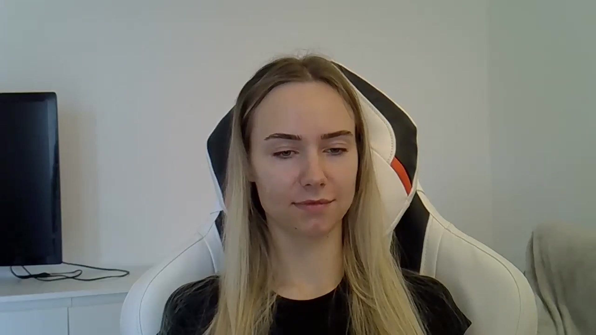 Gallery image thumbnail from Ocean__Soul's myfreecams stream on, 05/29/2025, 14:42 image 17 of 20