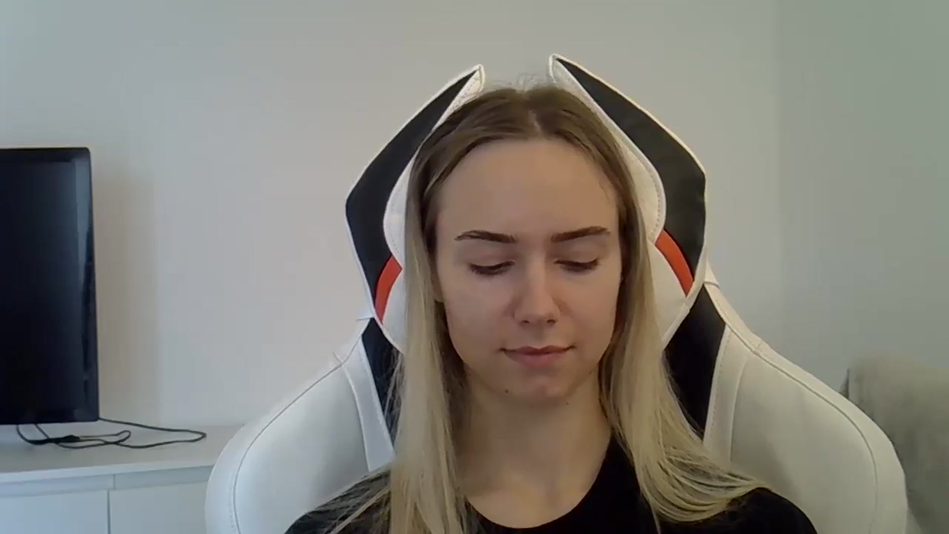 Gallery image thumbnail from Ocean__Soul's myfreecams stream on, 05/29/2025, 14:42 image 12 of 20