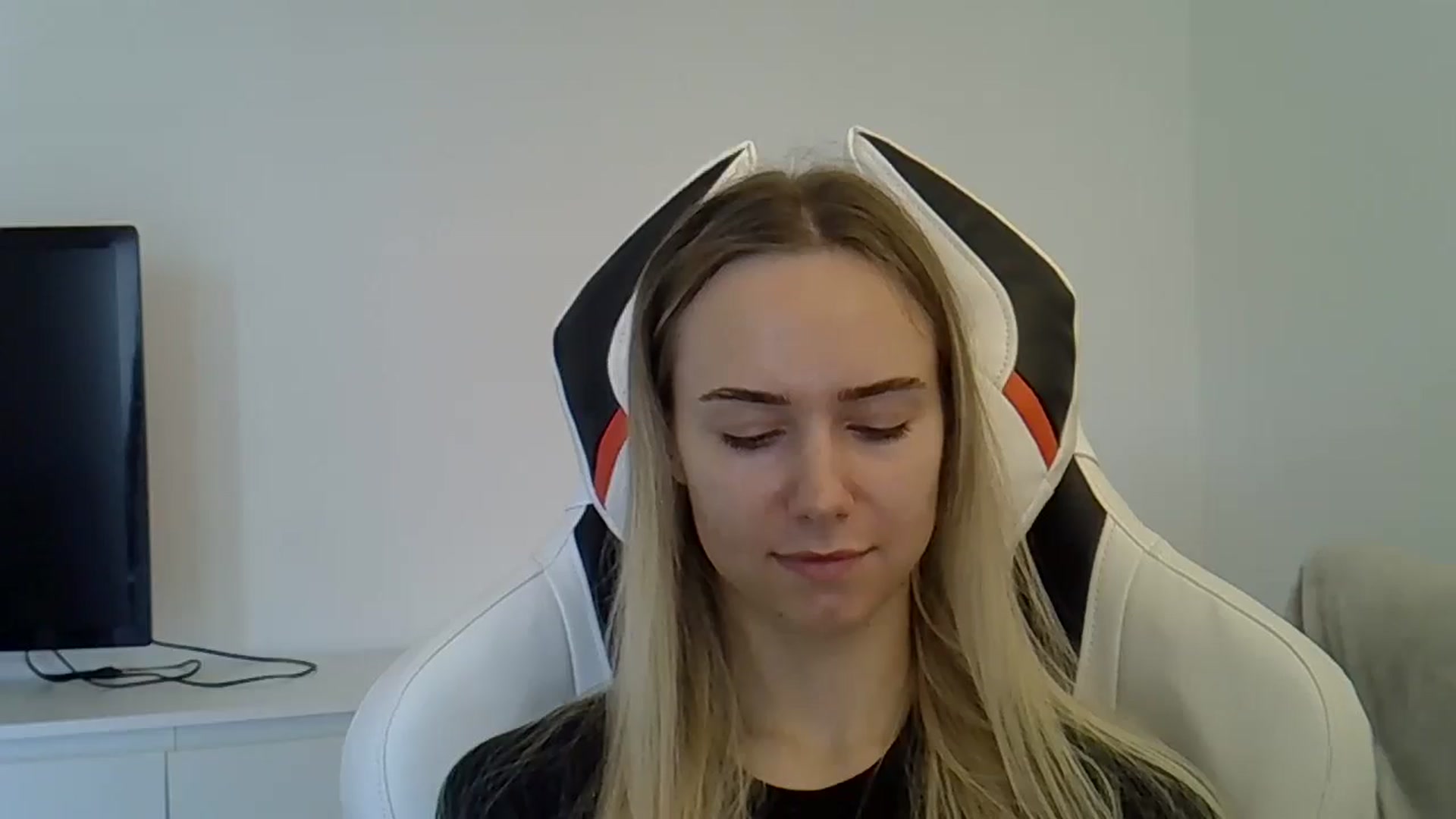 Gallery image thumbnail from Ocean__Soul's myfreecams stream on, 05/29/2025, 14:42 image 19 of 20