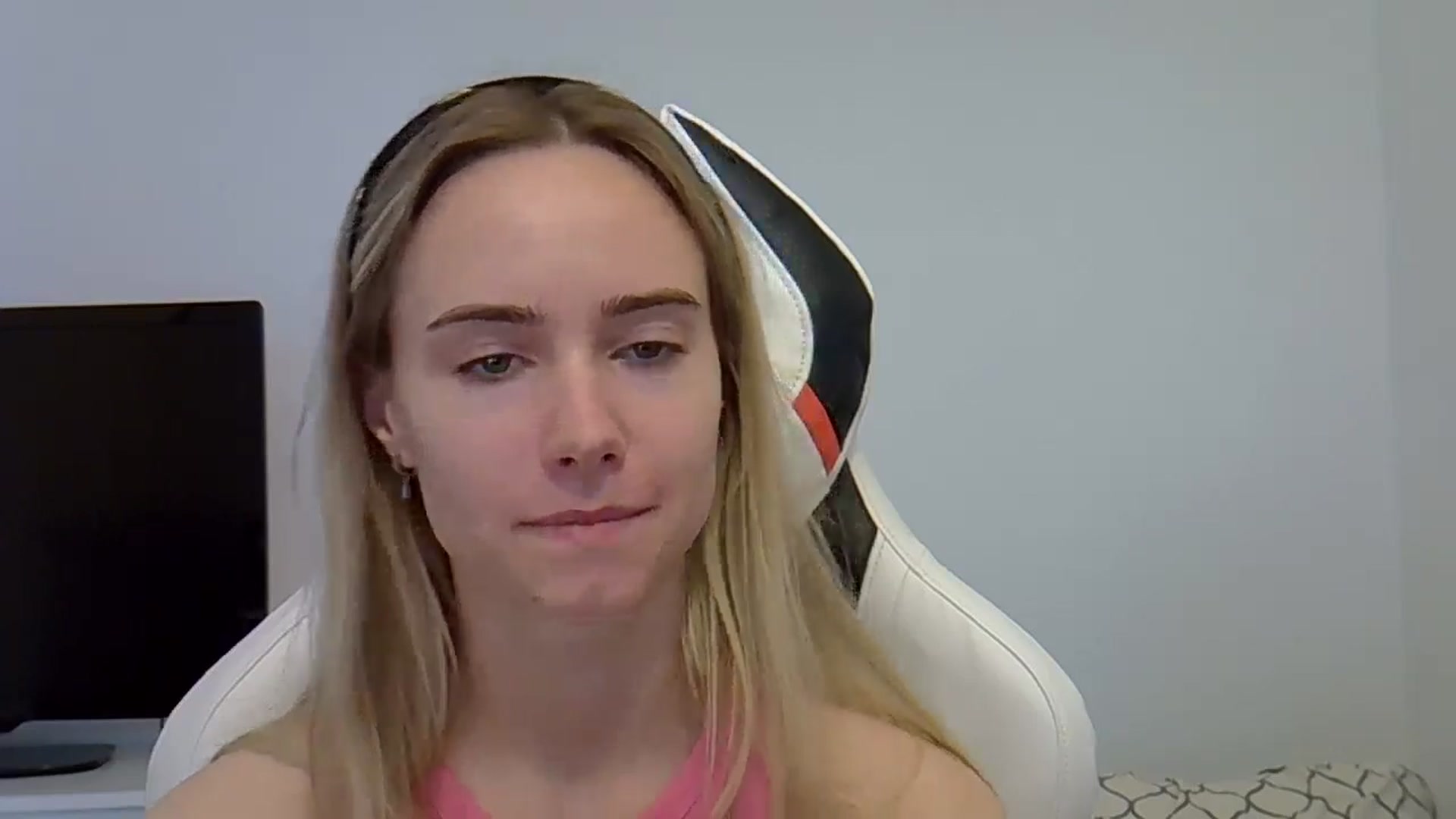 Gallery image thumbnail from Ocean__Soul's myfreecams stream on, 05/30/2025, 15:31 image 6 of 20