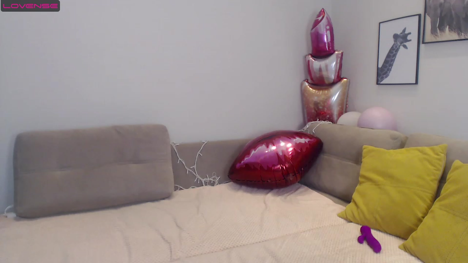 Gallery image thumbnail from Oda_Live's myfreecams stream on, 07/04/2023, 12:22 image 12 of 20