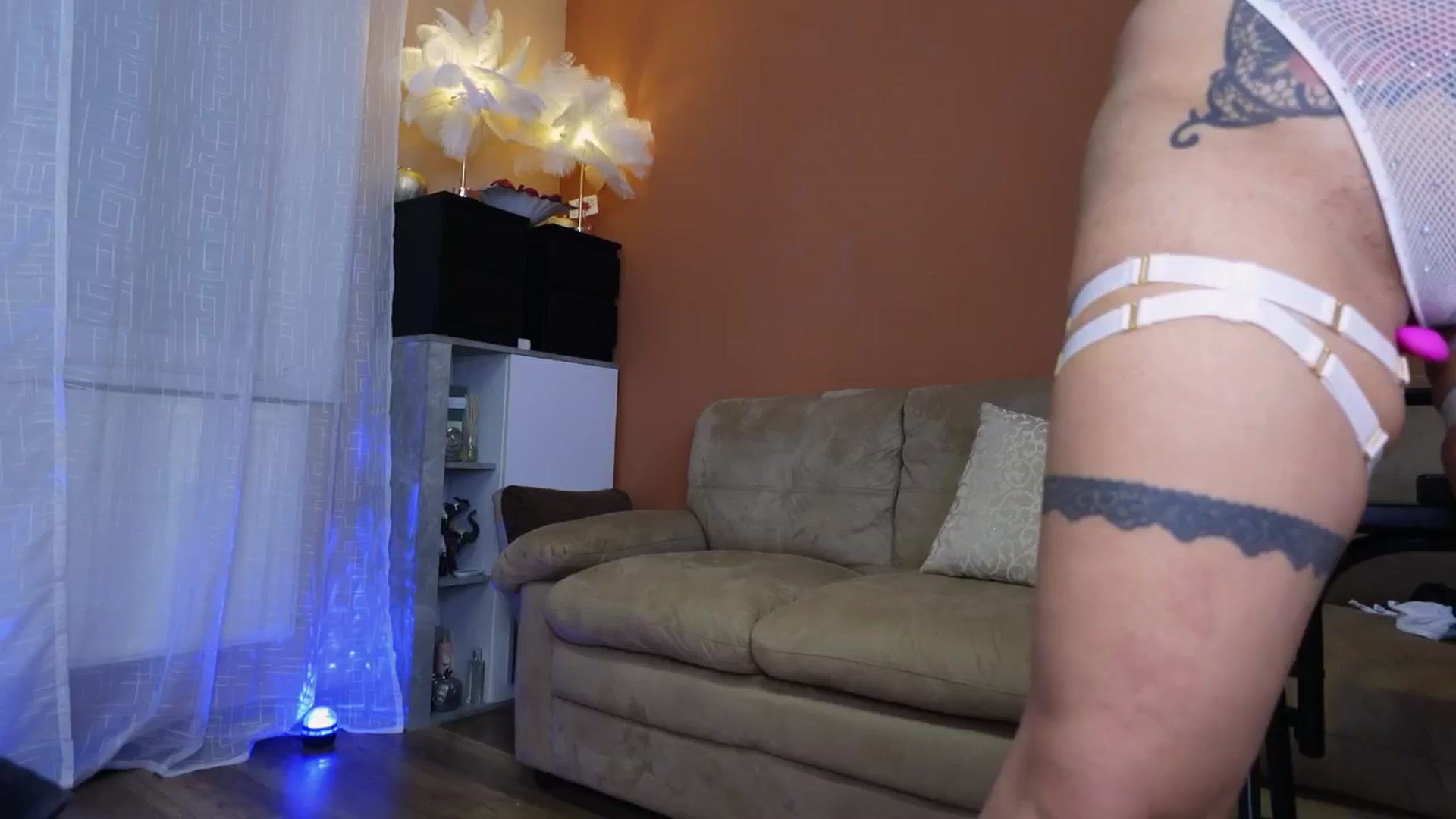 Gallery image thumbnail from Oddetteblackk's myfreecams stream on, 12/06/2024, 19:43 image 1 of 20