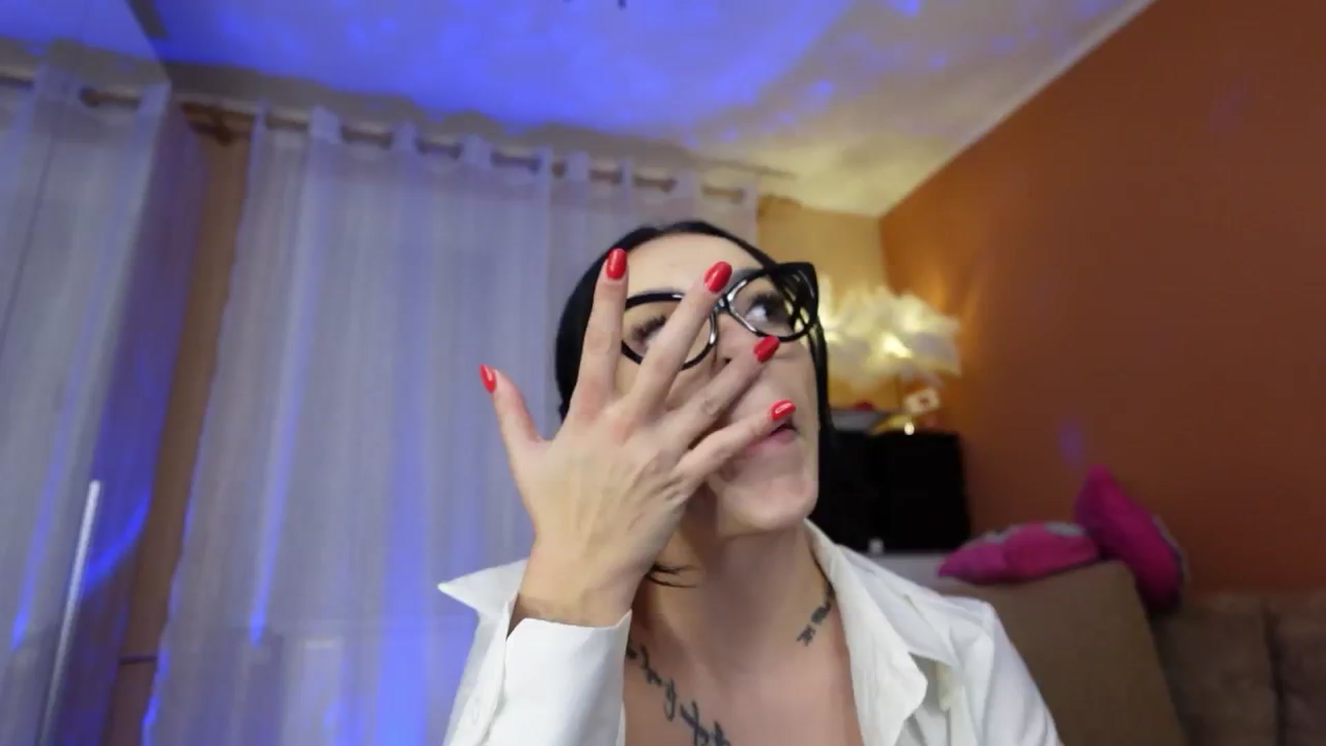 Gallery image thumbnail from Oddetteblackk's myfreecams stream on, 01/17/2025, 24:15 image 2 of 20