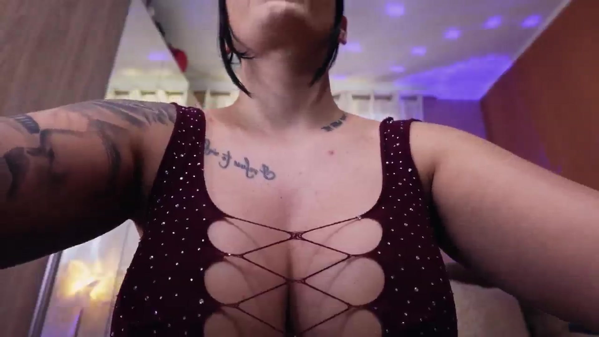 Gallery image thumbnail from Oddetteblackk's myfreecams stream on, 04/24/2025, 12:48 image 2 of 20