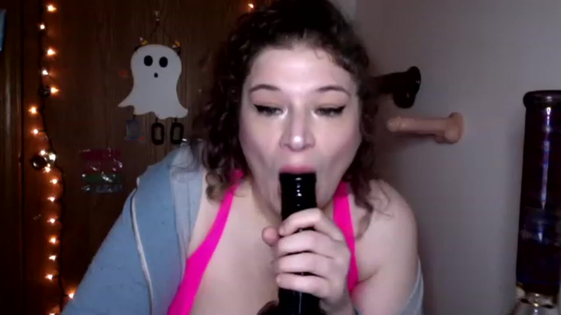 Gallery image thumbnail from Oephilia's myfreecams stream on, 11/25/2022, 13:02 image 17 of 20