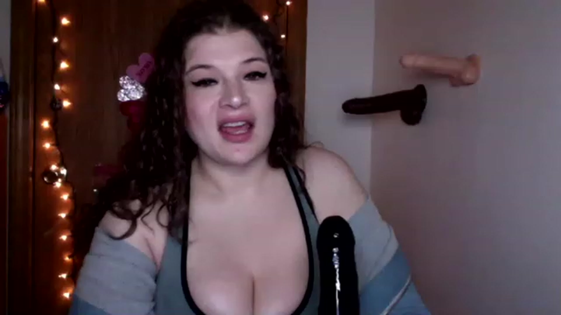 Gallery image thumbnail from Oephilia's myfreecams stream on, 02/23/2023, 14:59 image 19 of 20