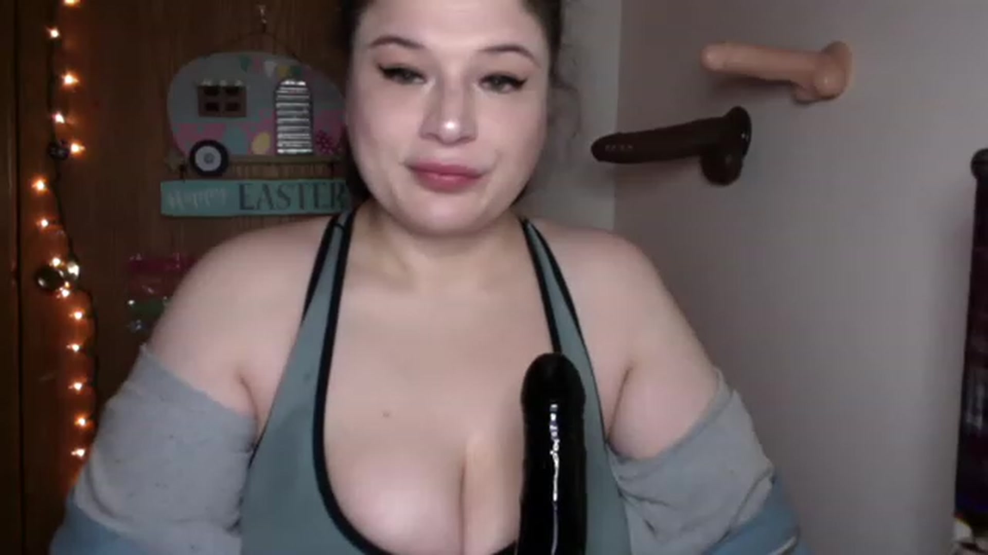 Gallery image thumbnail from Oephilia's myfreecams stream on, 03/26/2023, 10:24 image 11 of 20