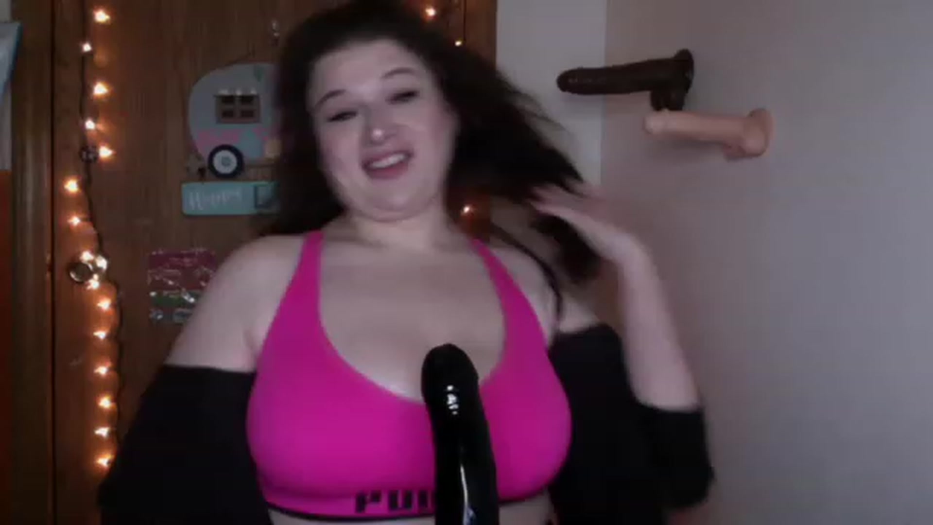 Gallery image thumbnail from Oephilia's myfreecams stream on, 04/08/2023, 14:06 image 3 of 20