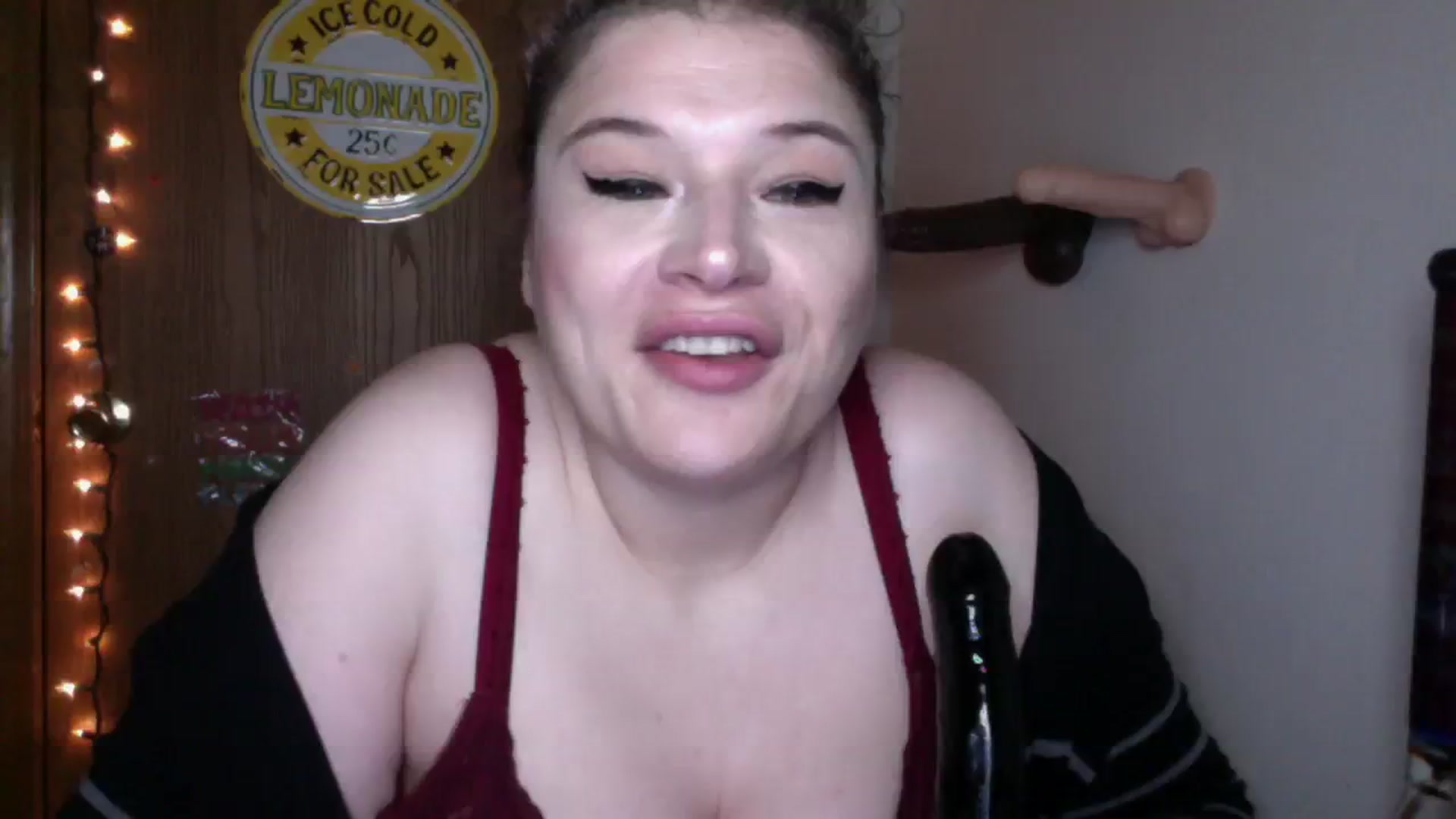 Gallery image thumbnail from Oephilia's myfreecams stream on, 07/29/2023, 13:14 image 19 of 20