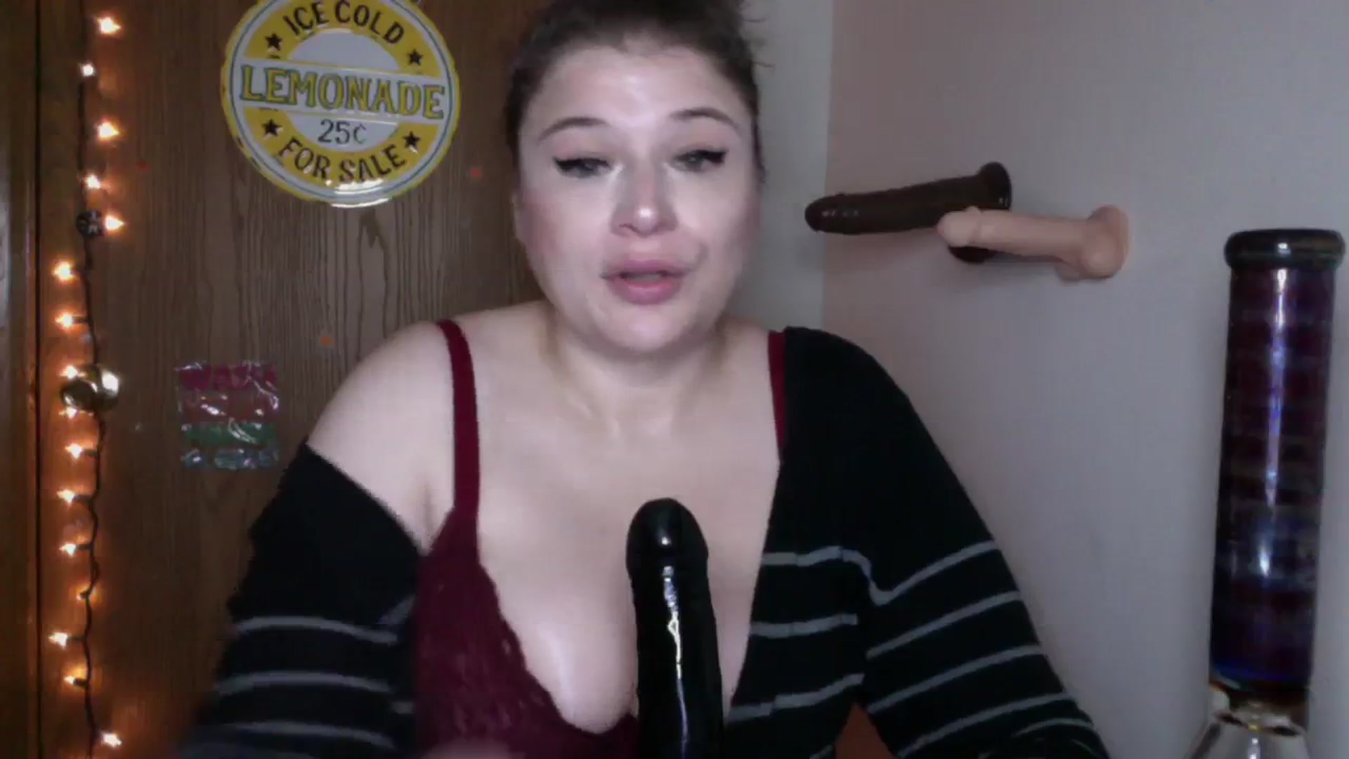 Gallery image thumbnail from Oephilia's myfreecams stream on, 07/29/2023, 13:14 image 7 of 20
