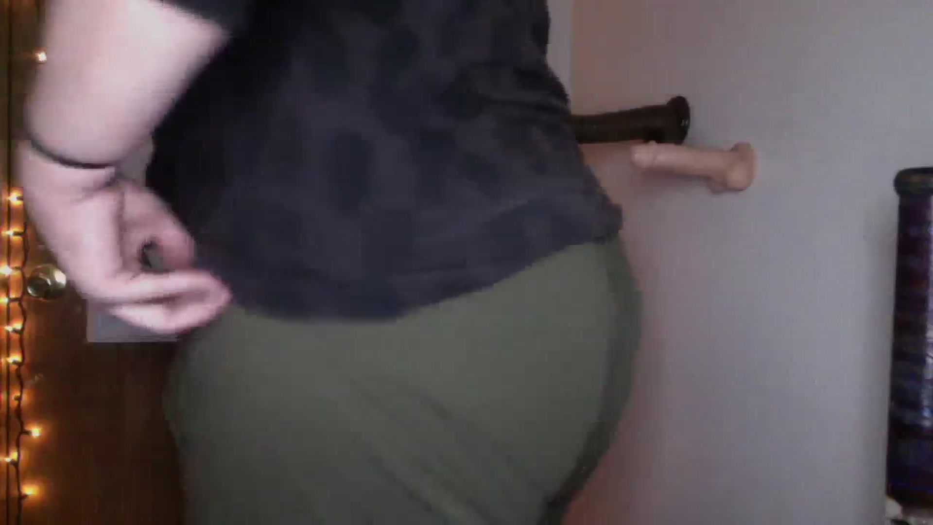 Gallery image thumbnail from Oephilia's myfreecams stream on, 09/09/2023, 15:29 image 15 of 20