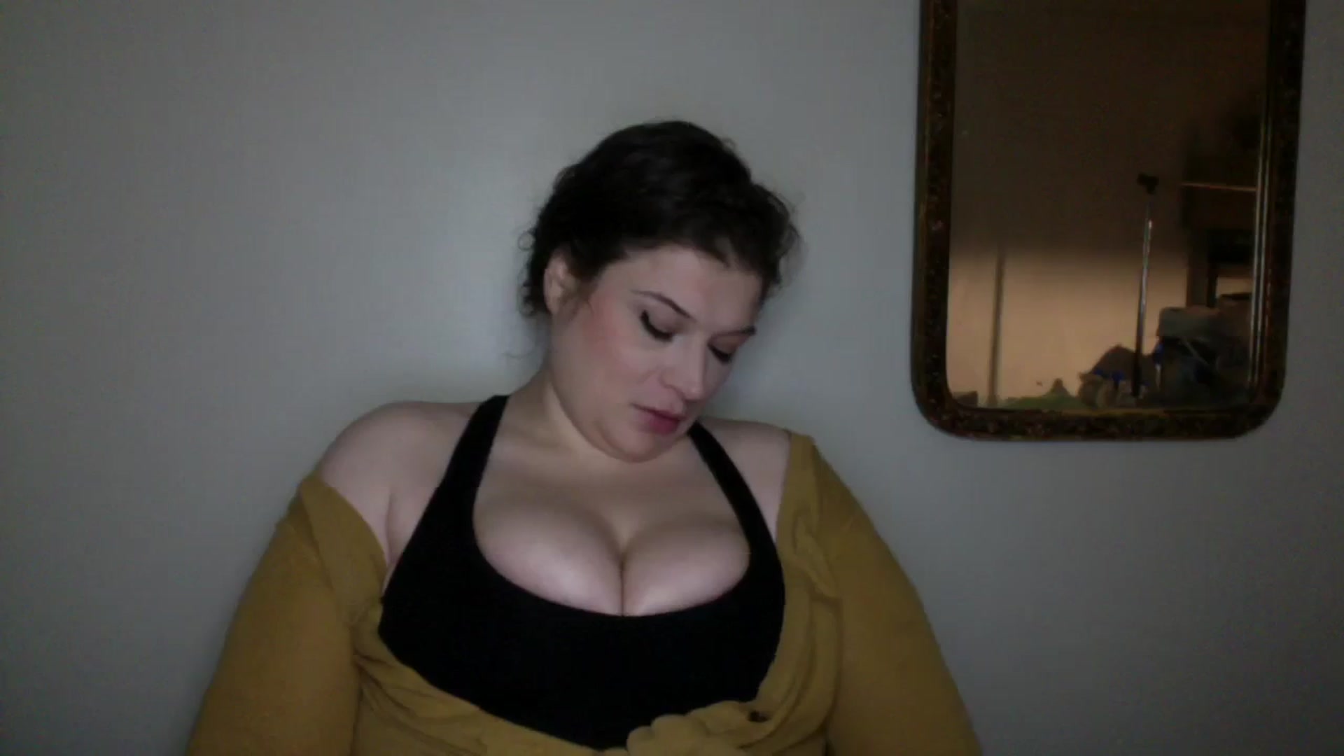 Gallery image thumbnail from Oephilia's myfreecams stream on, 01/21/2024, 10:56 image 14 of 20