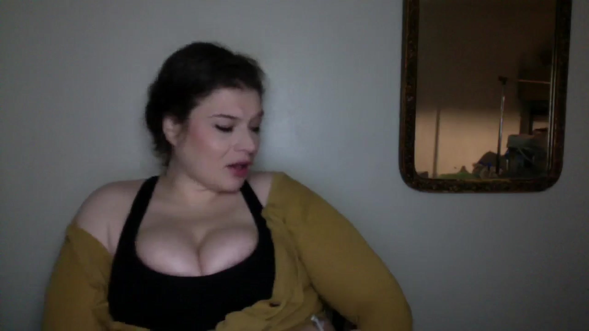 Gallery image thumbnail from Oephilia's myfreecams stream on, 01/21/2024, 10:56 image 17 of 20