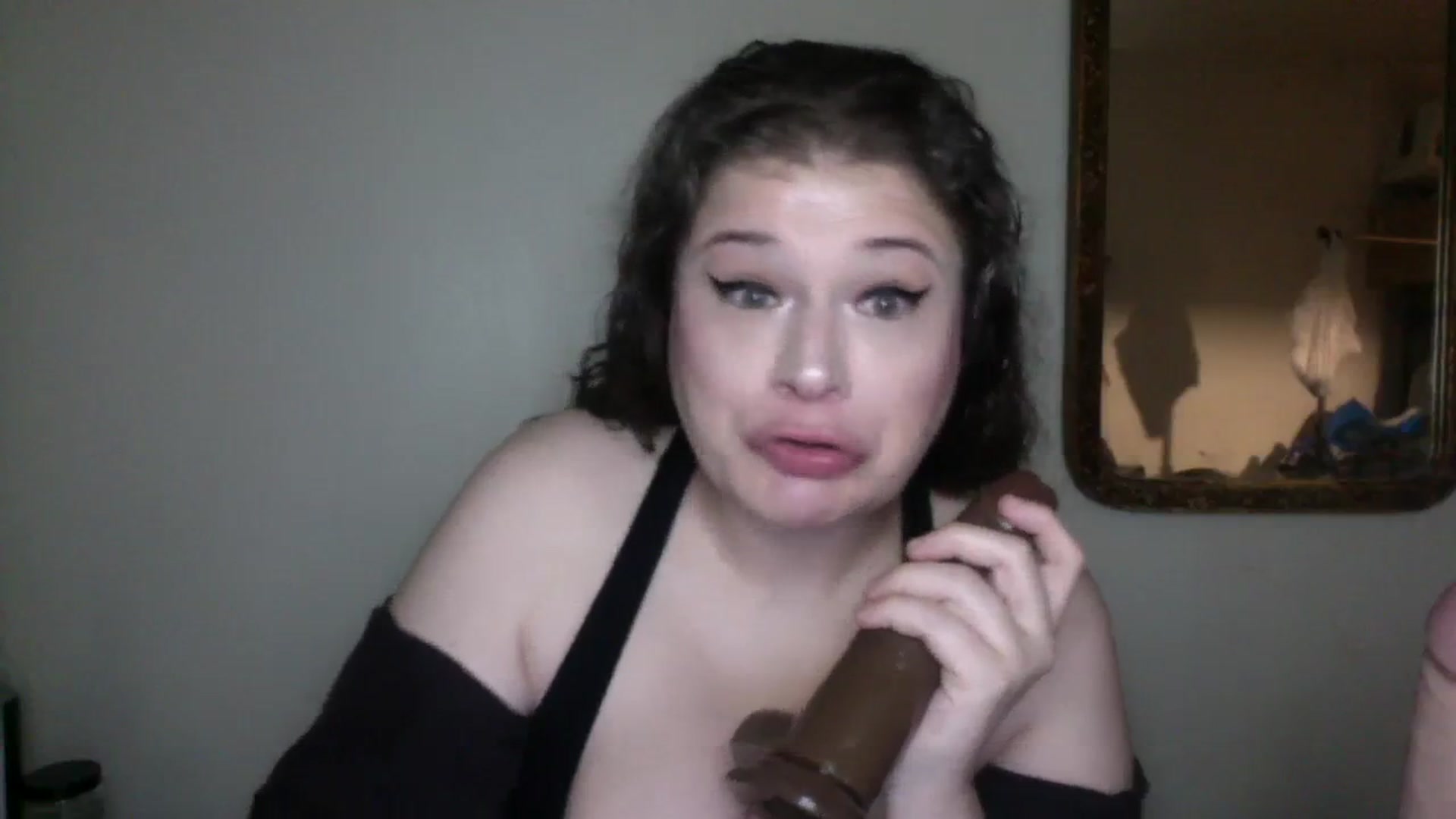 Gallery image thumbnail from Oephilia's myfreecams stream on, 03/09/2024, 09:00 image 9 of 20