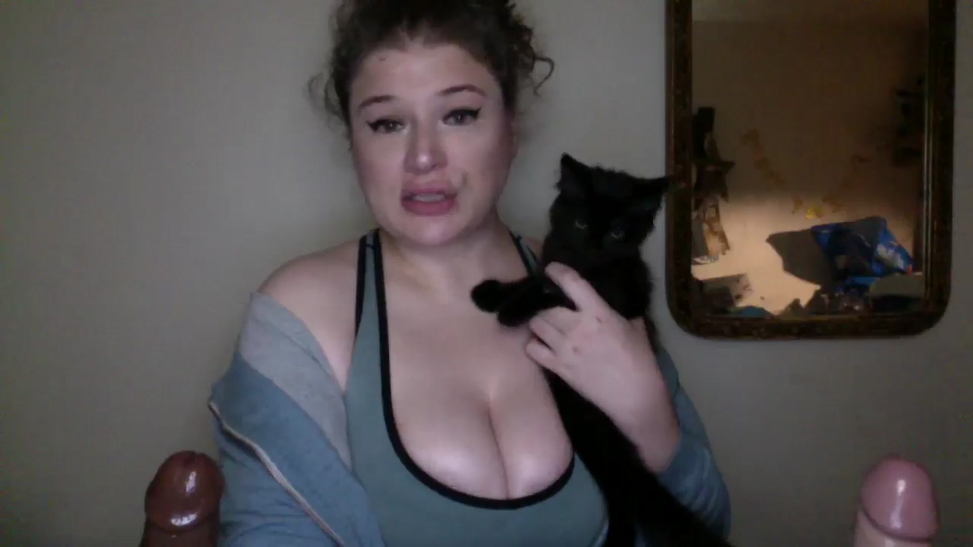 Gallery image thumbnail from Oephilia's myfreecams stream on, 07/18/2024, 08:57 image 14 of 20