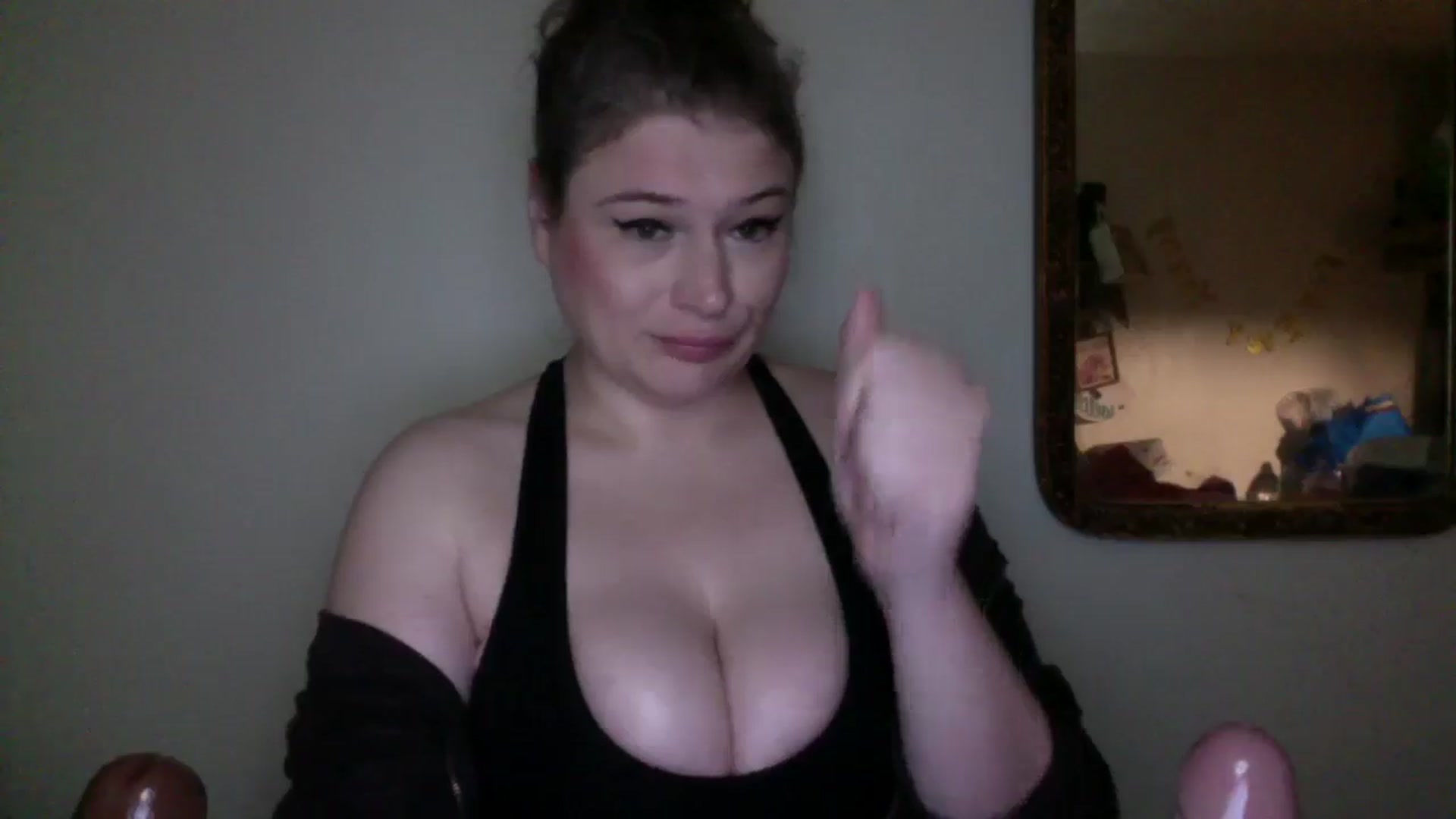 Gallery image thumbnail from Oephilia's myfreecams stream on, 07/20/2024, 09:01 image 14 of 20