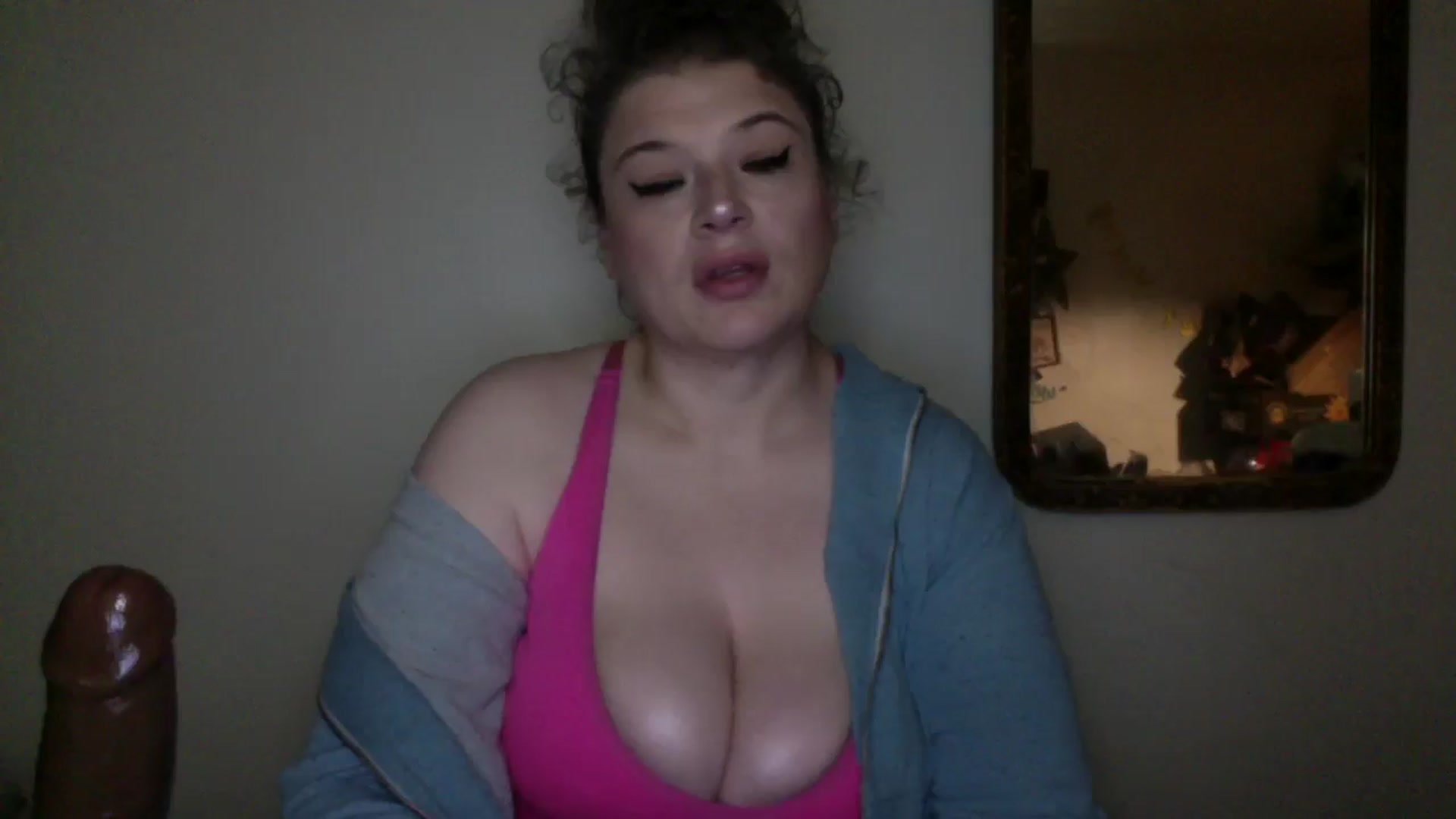 Gallery image thumbnail from Oephilia's myfreecams stream on, 08/15/2024, 08:07 image 12 of 20