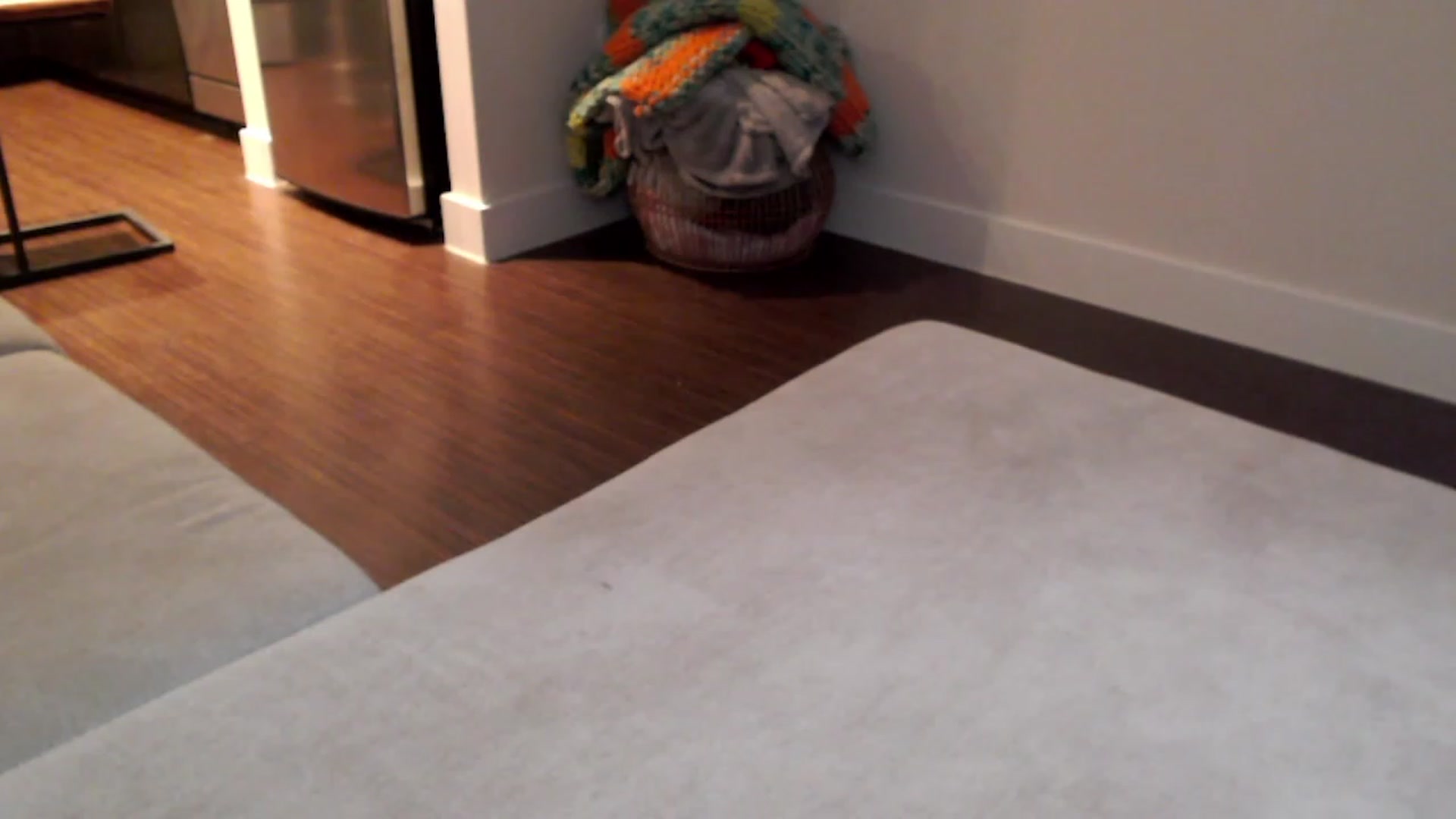 Gallery image thumbnail from Officialelsa's myfreecams stream on, 03/21/2023, 03:30 image 15 of 20