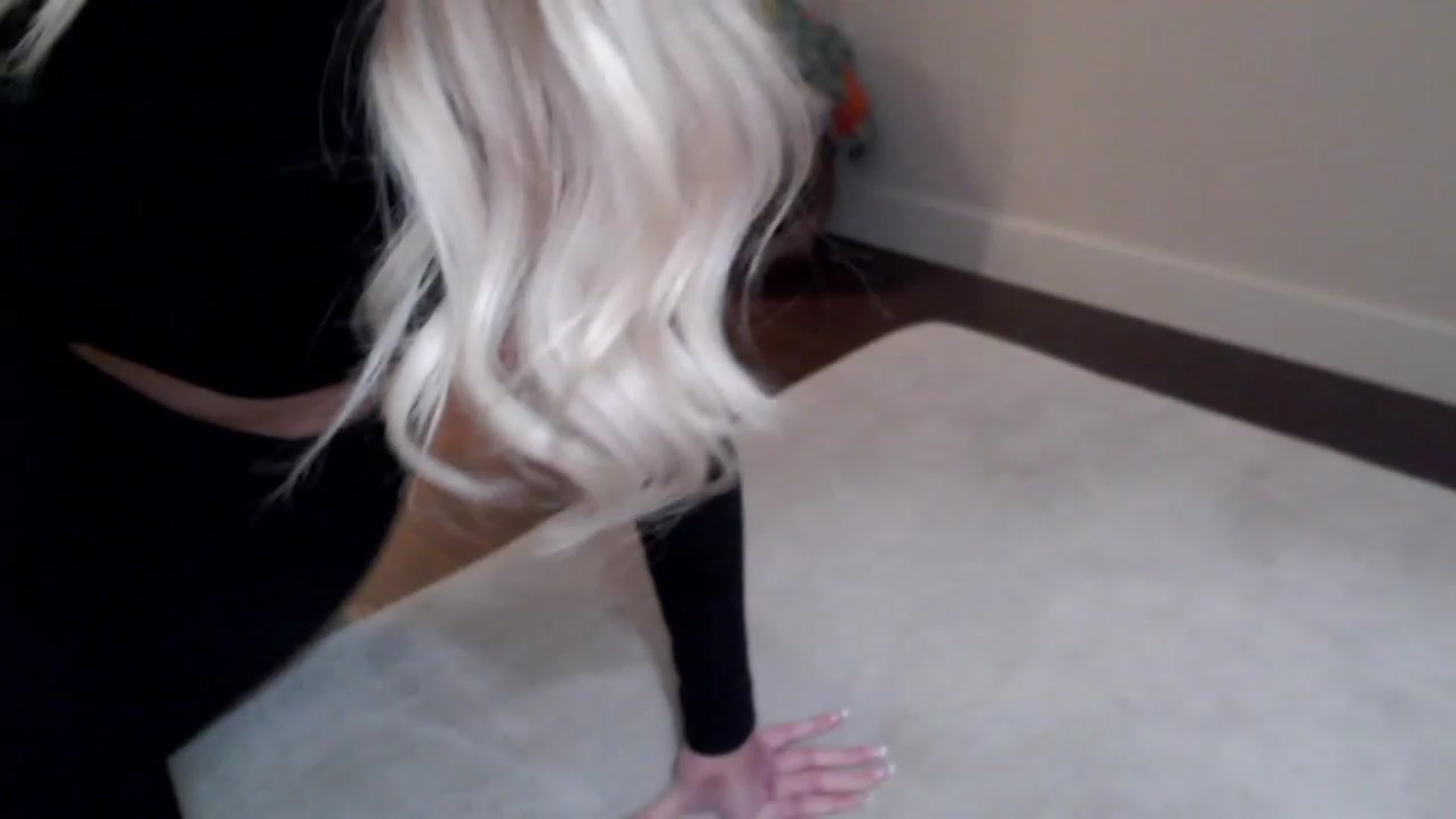 Gallery image thumbnail from Officialelsa's myfreecams stream on, 03/21/2023, 03:30 image 16 of 20