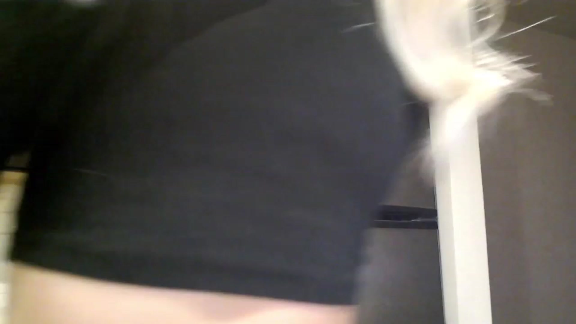 Gallery image thumbnail from Officialelsa's myfreecams stream on, 04/05/2023, 04:27 image 11 of 20