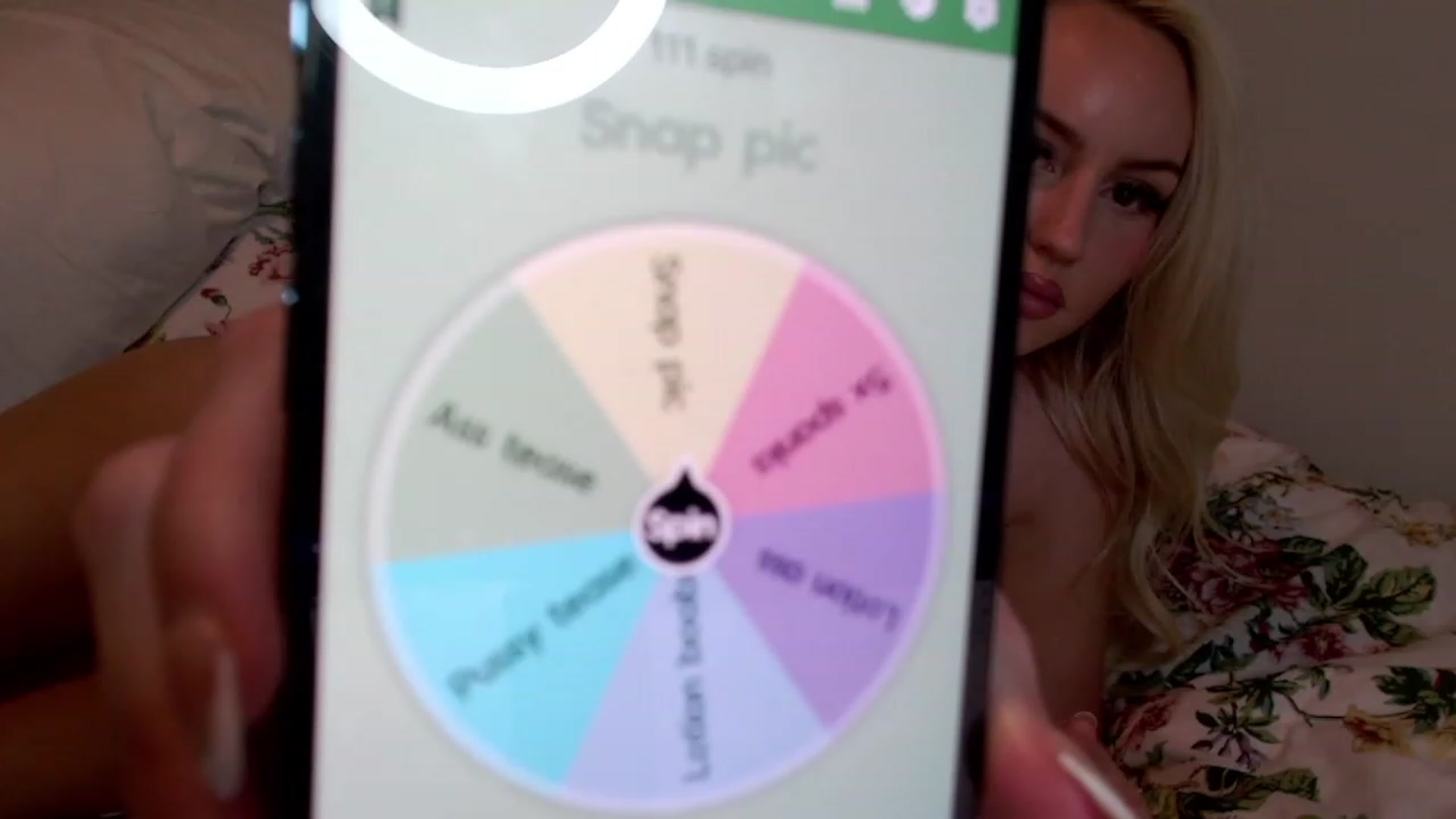 Gallery image thumbnail from Officialelsa's myfreecams stream on, 06/08/2023, 04:12 image 10 of 20