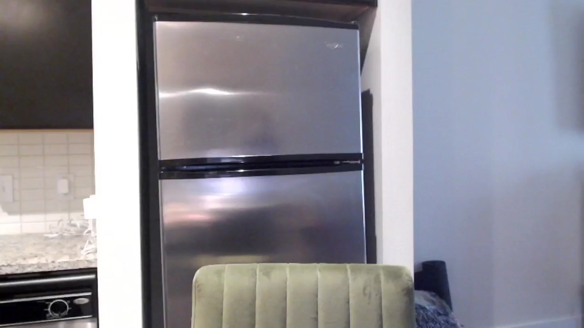 Gallery image thumbnail from Officialelsa's myfreecams stream on, 04/17/2024, 20:32 image 3 of 20