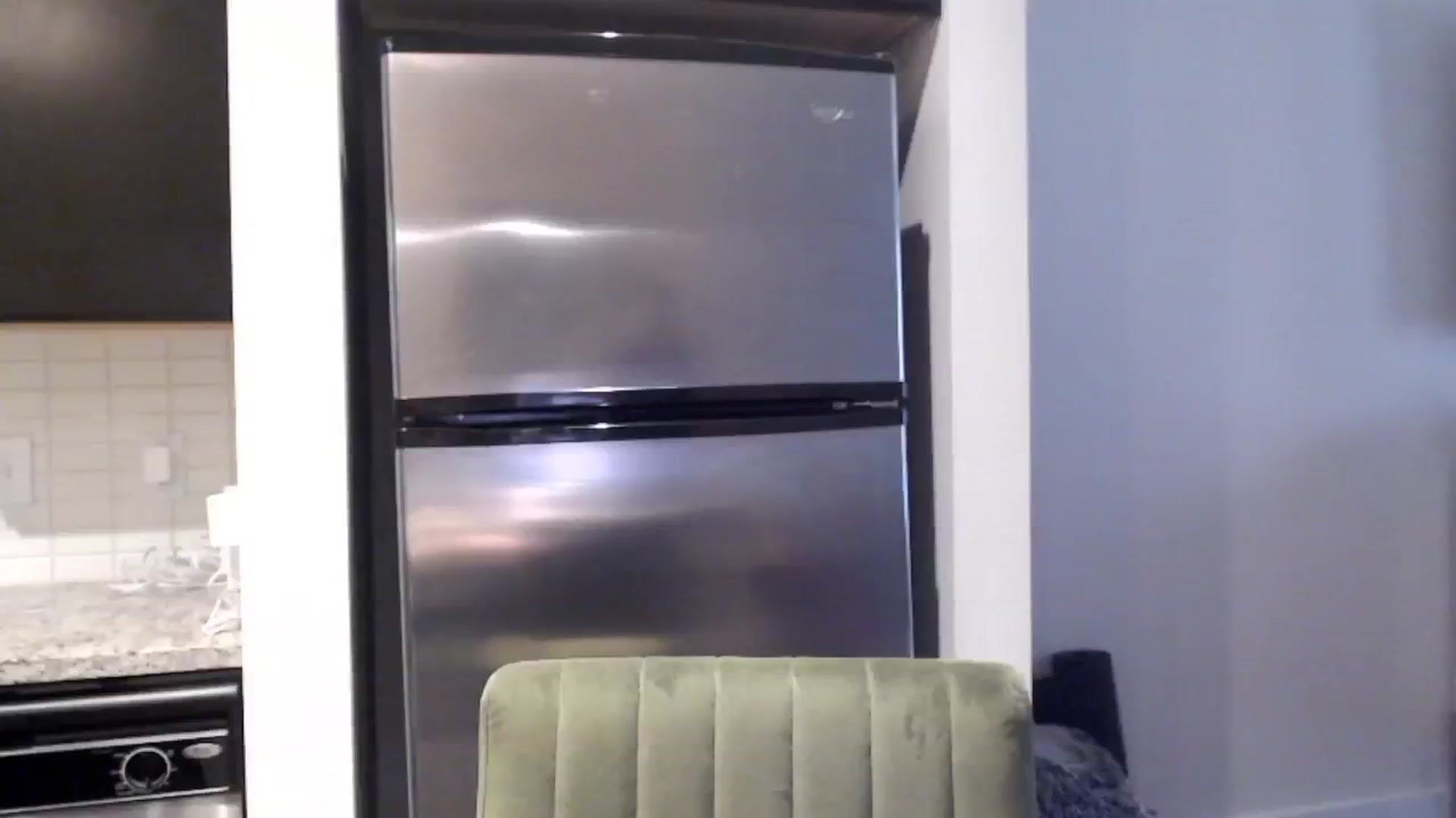 Gallery image thumbnail from Officialelsa's myfreecams stream on, 04/17/2024, 20:32 image 2 of 20
