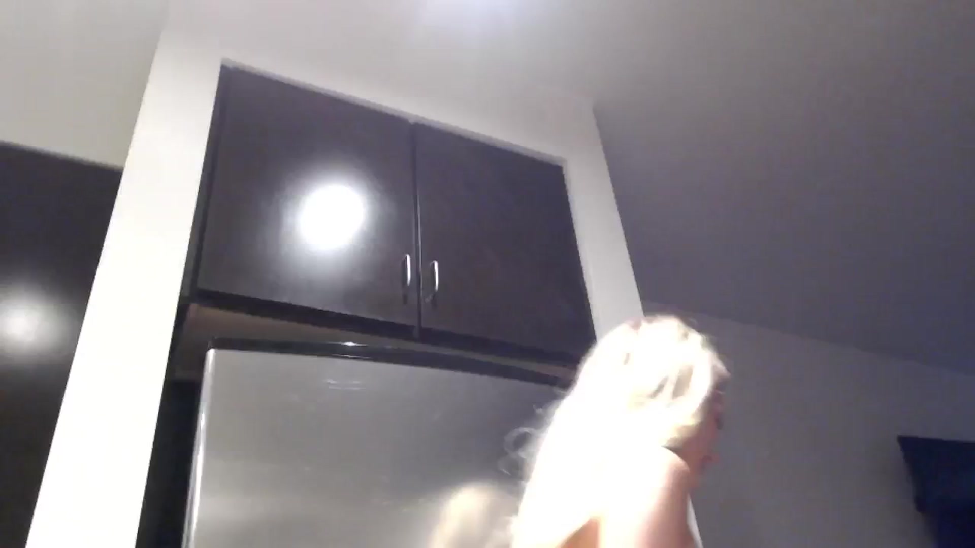 Gallery image thumbnail from Officialelsa's myfreecams stream on, 04/20/2024, 24:49 image 5 of 20