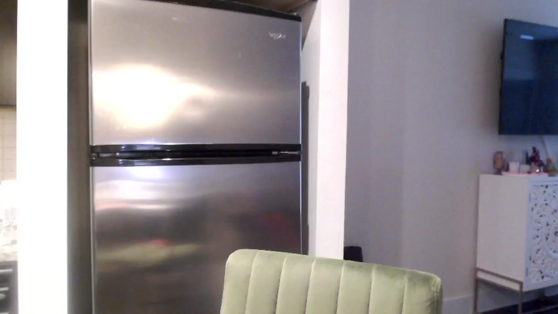 Gallery image thumbnail from Officialelsa's myfreecams stream on, 04/29/2024, 22:14 image 10 of 20