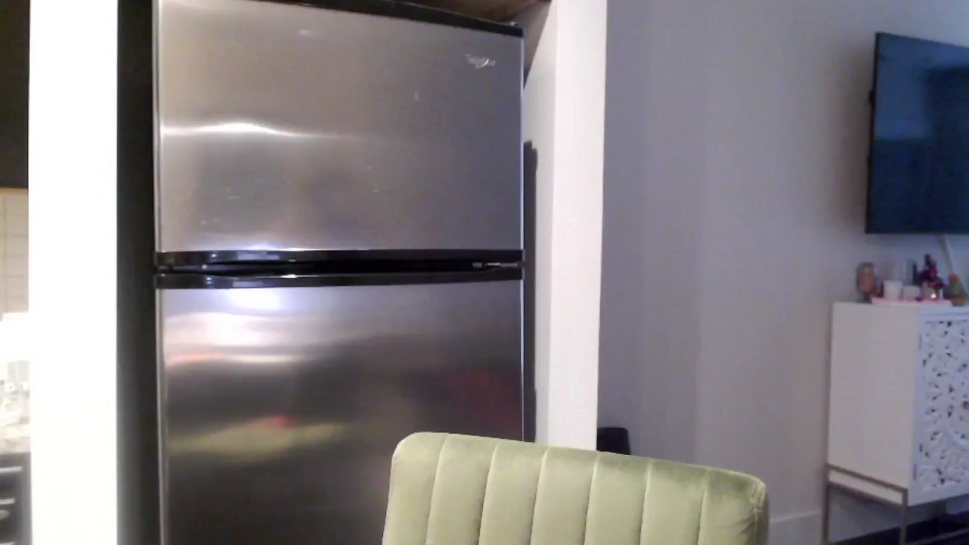 Gallery image thumbnail from Officialelsa's myfreecams stream on, 04/29/2024, 22:14 image 9 of 20