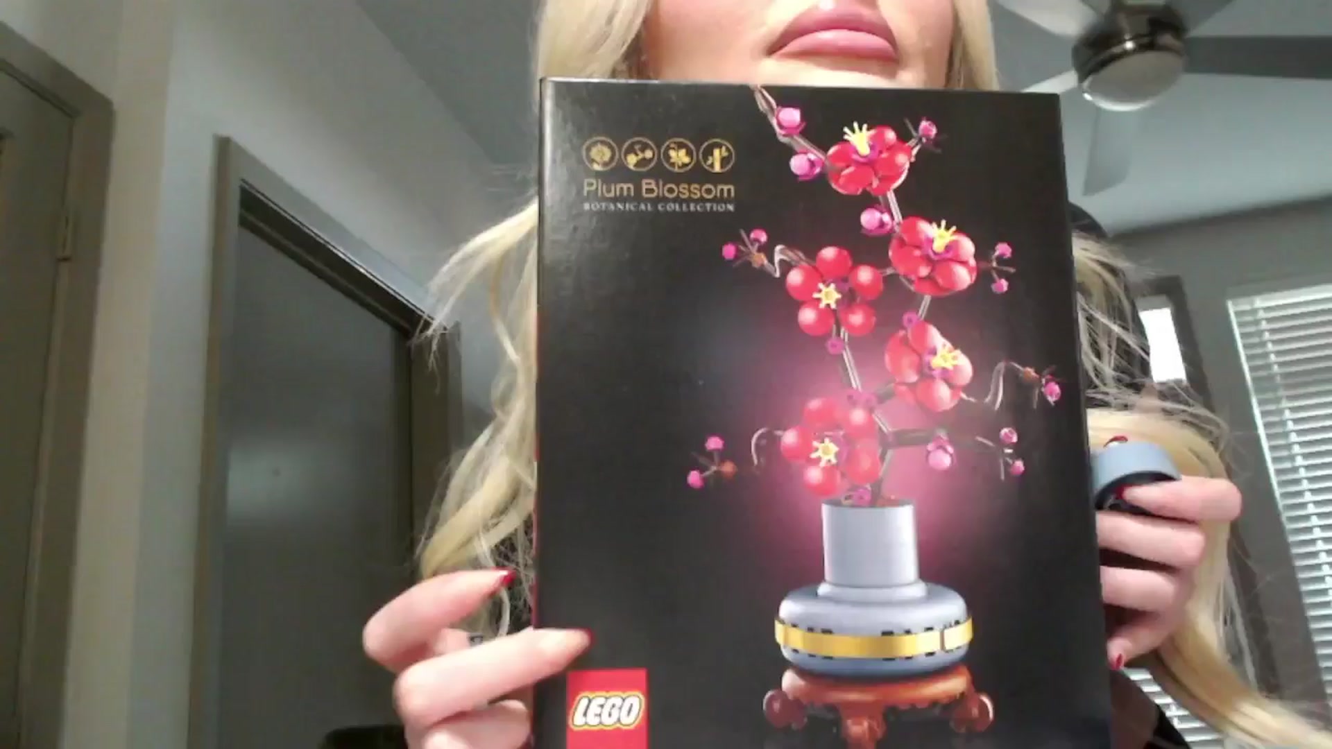 Gallery image thumbnail from Officialelsa's myfreecams stream on, 09/28/2024, 24:01 image 11 of 20