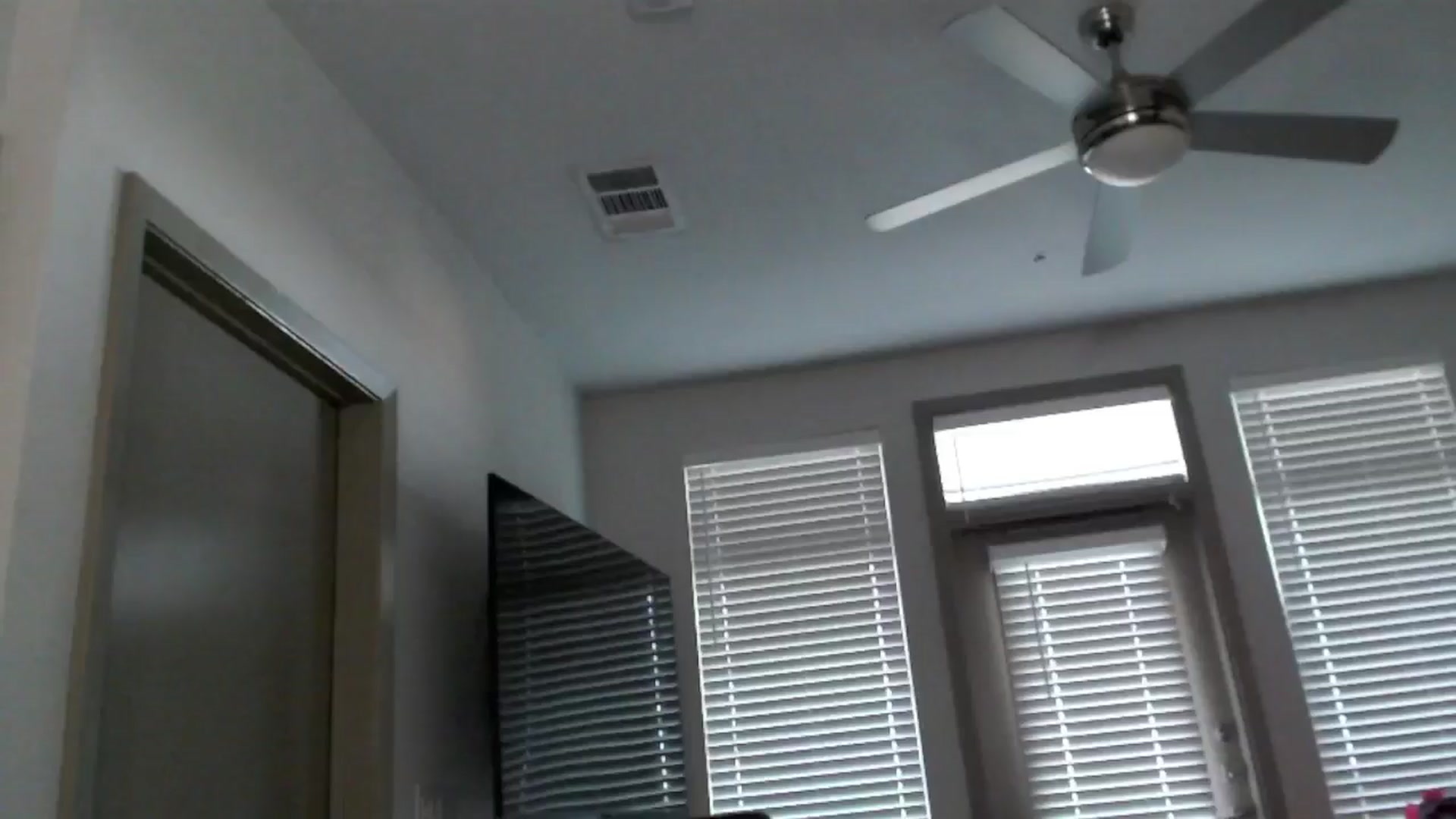 Gallery image thumbnail from Officialelsa's myfreecams stream on, 09/28/2024, 24:01 image 16 of 20
