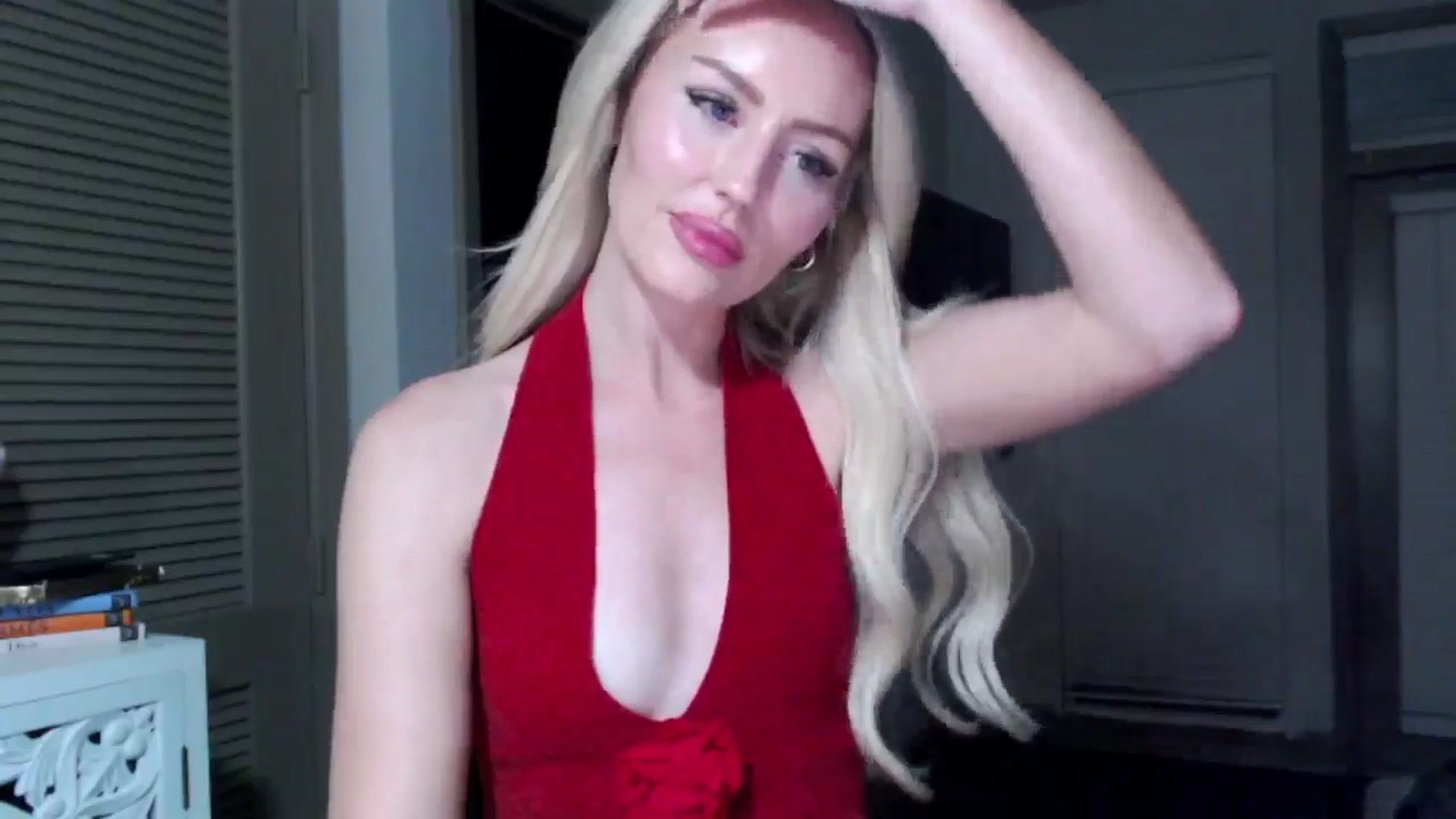 Gallery image thumbnail from Officialelsa's myfreecams stream on, 10/29/2024, 04:32 image 14 of 20