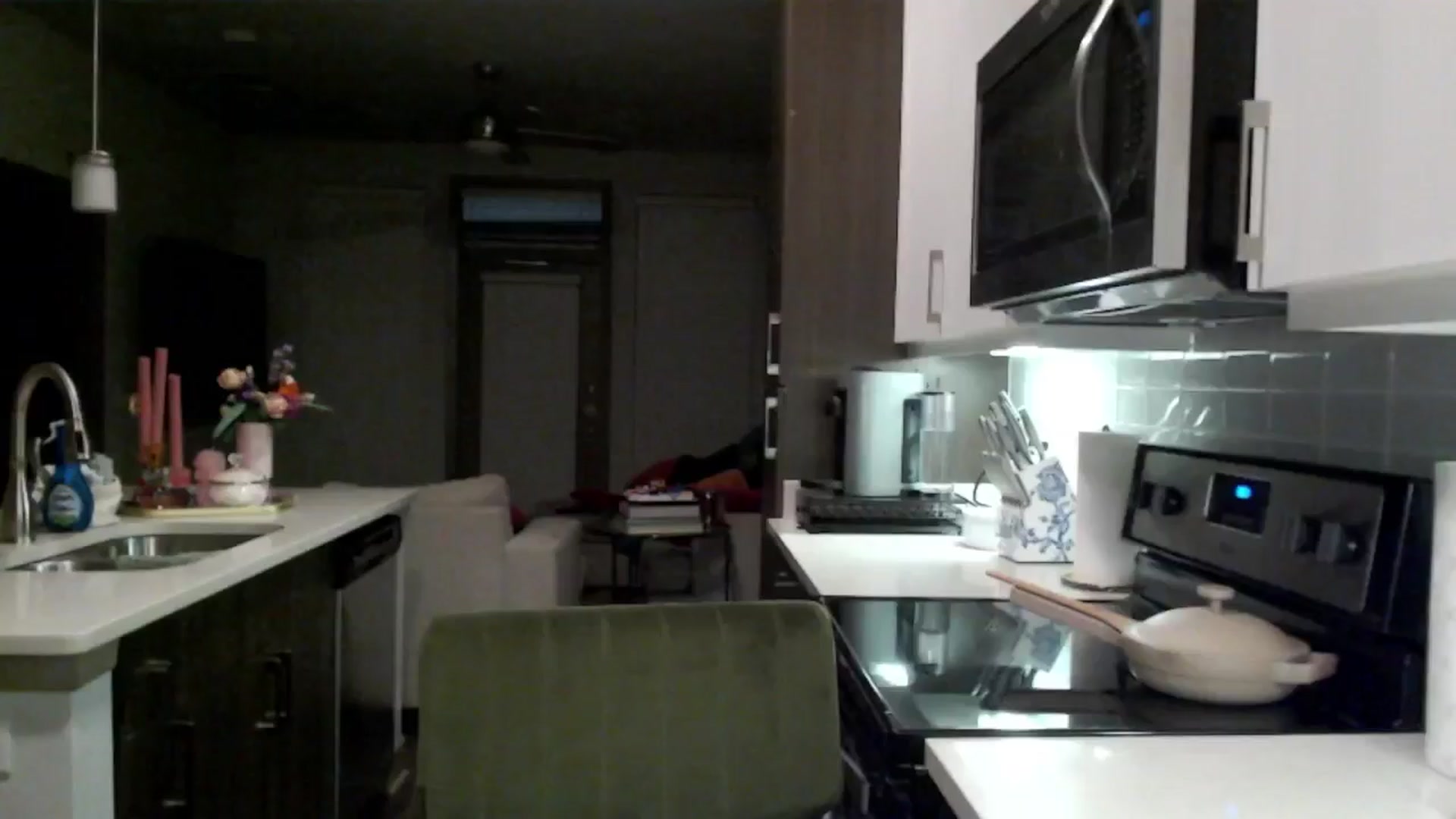 Gallery image thumbnail from Officialelsa's myfreecams stream on, 01/24/2025, 24:57 image 19 of 20
