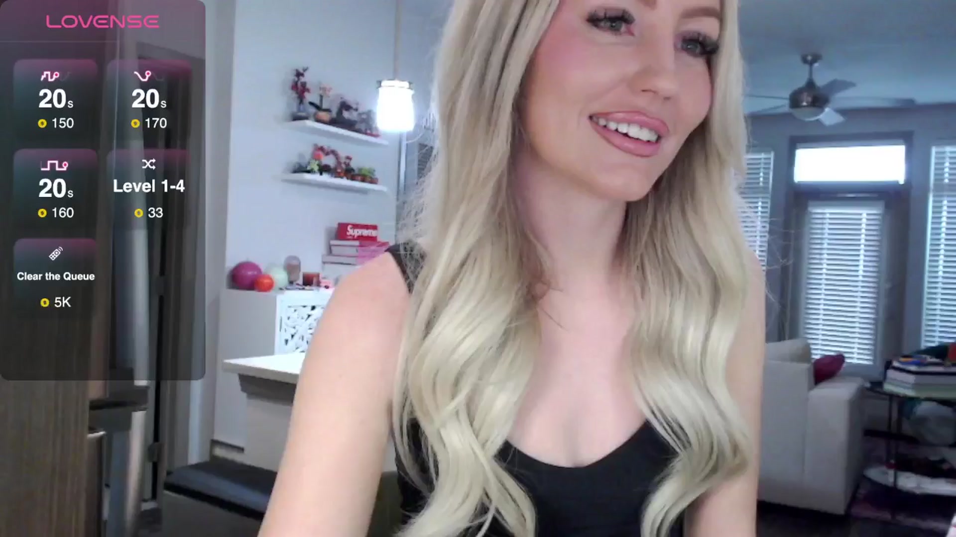 Gallery image thumbnail from Officialelsa's myfreecams stream on, 02/09/2025, 21:51 image 17 of 20