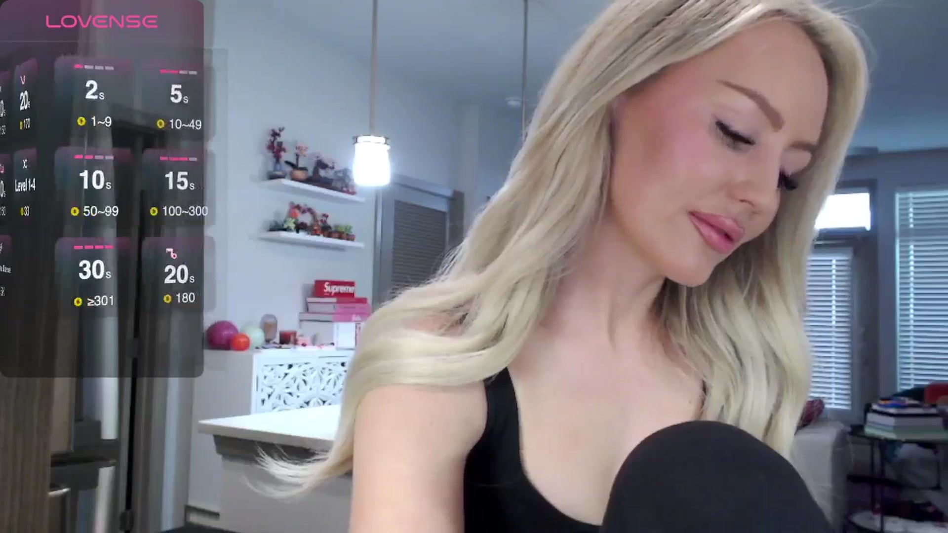 Gallery image thumbnail from Officialelsa's myfreecams stream on, 02/09/2025, 22:35 image 16 of 20
