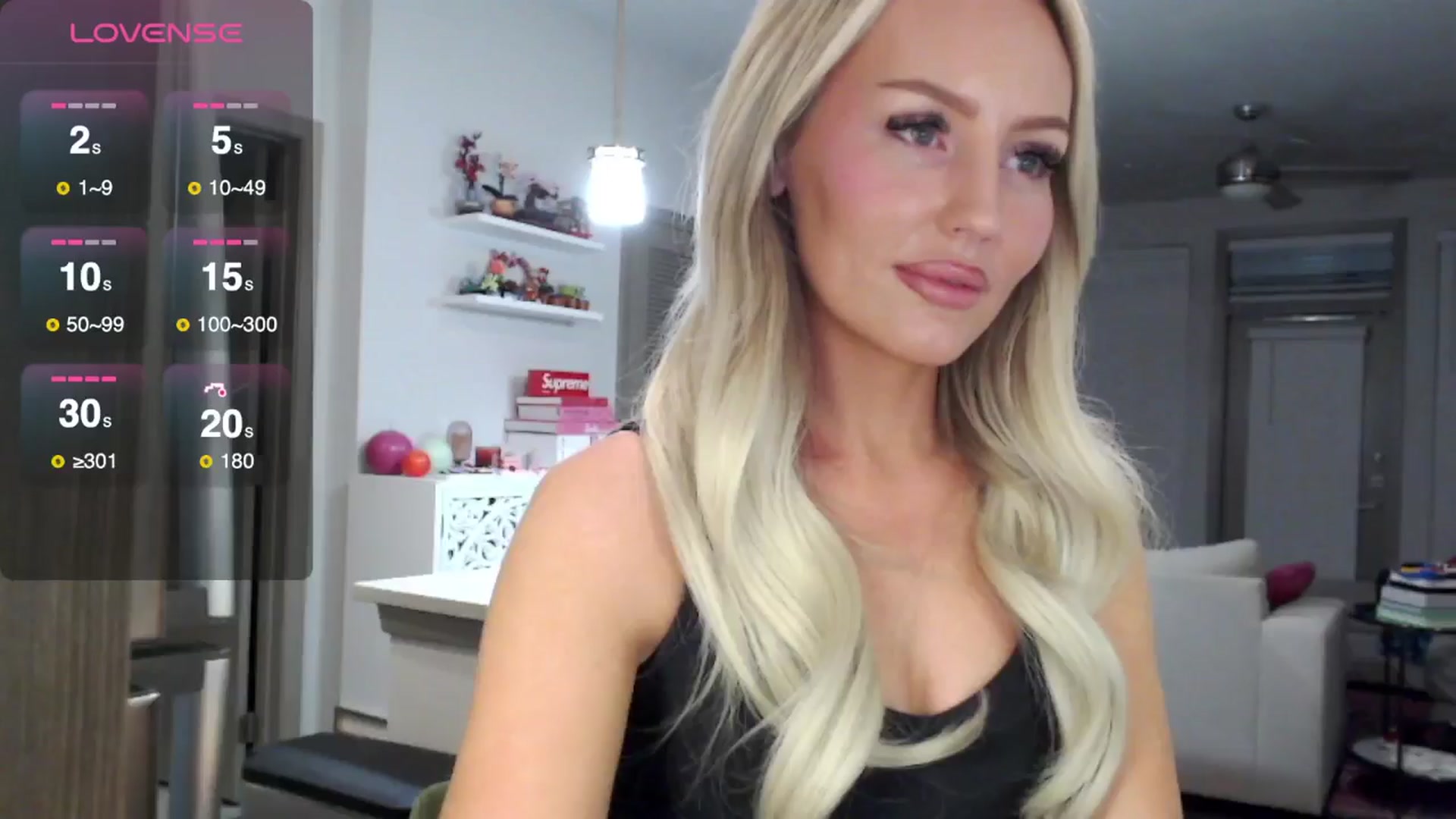 Gallery image thumbnail from Officialelsa's myfreecams stream on, 02/11/2025, 05:59 image 8 of 20