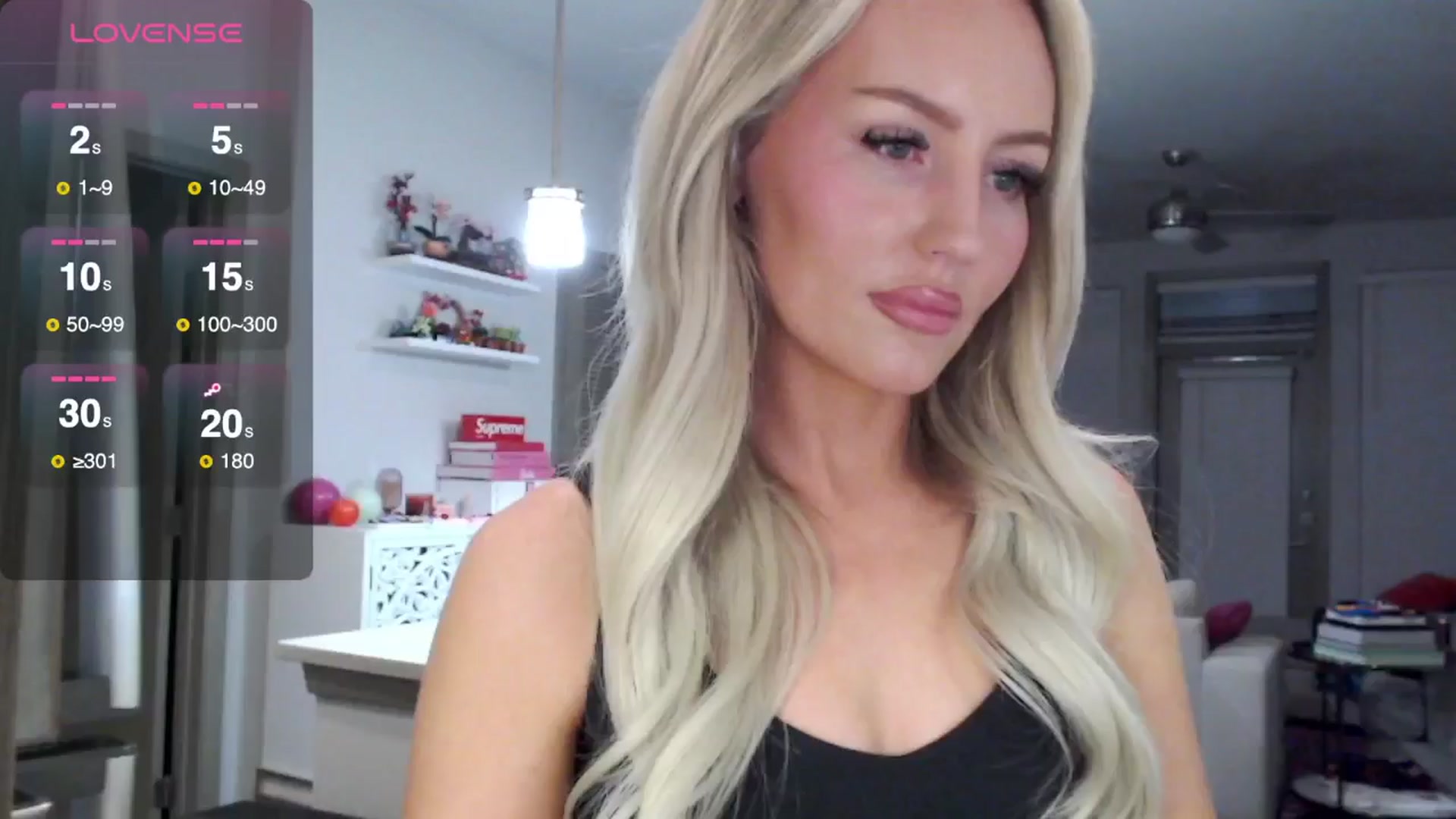 Gallery image thumbnail from Officialelsa's myfreecams stream on, 02/11/2025, 07:31 image 8 of 20