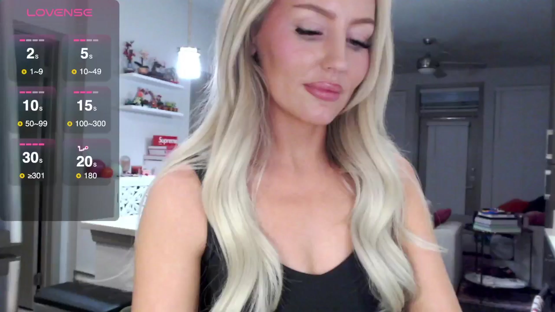 Gallery image thumbnail from Officialelsa's myfreecams stream on, 02/11/2025, 07:31 image 14 of 20