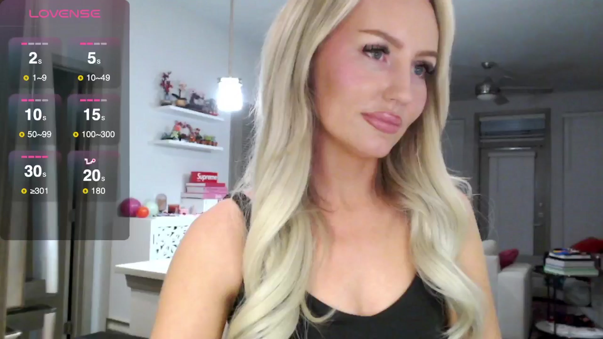 Gallery image thumbnail from Officialelsa's myfreecams stream on, 02/11/2025, 07:31 image 6 of 20