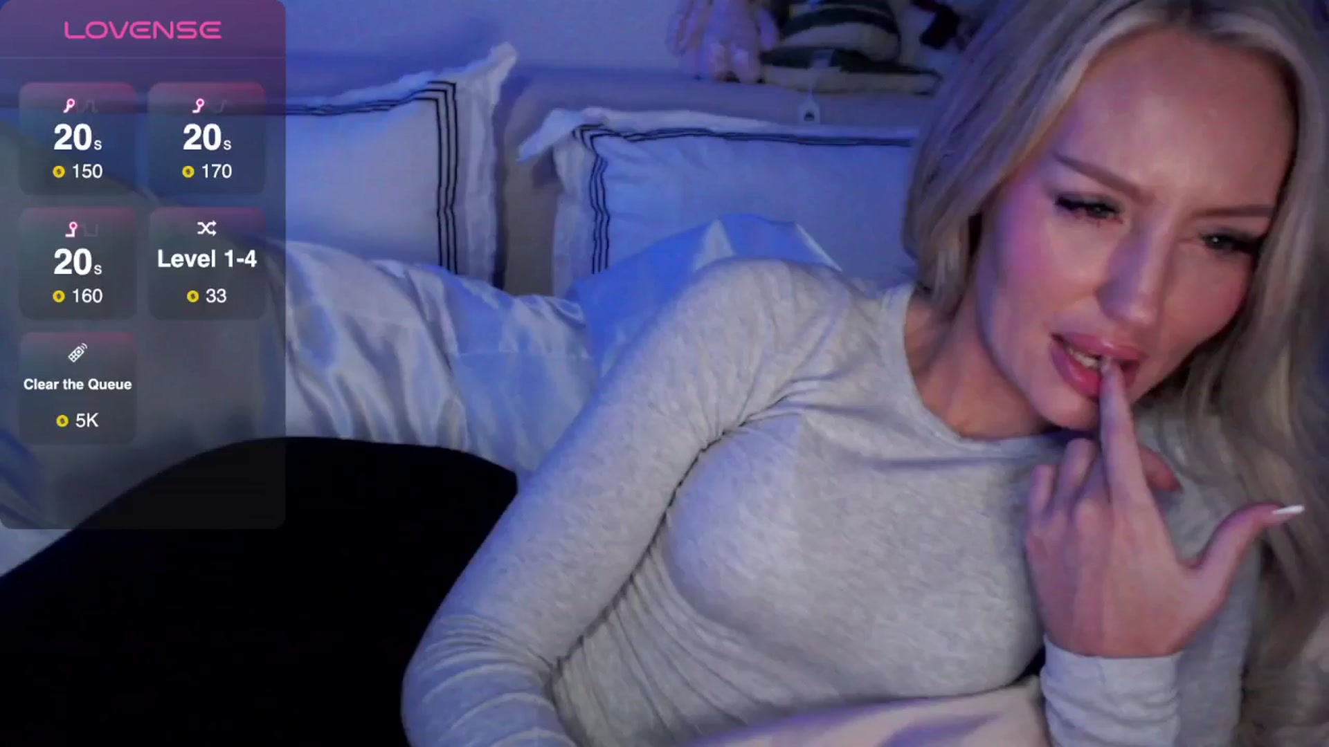 Gallery image thumbnail from Officialelsa's myfreecams stream on, 02/16/2025, 11:47 image 19 of 20