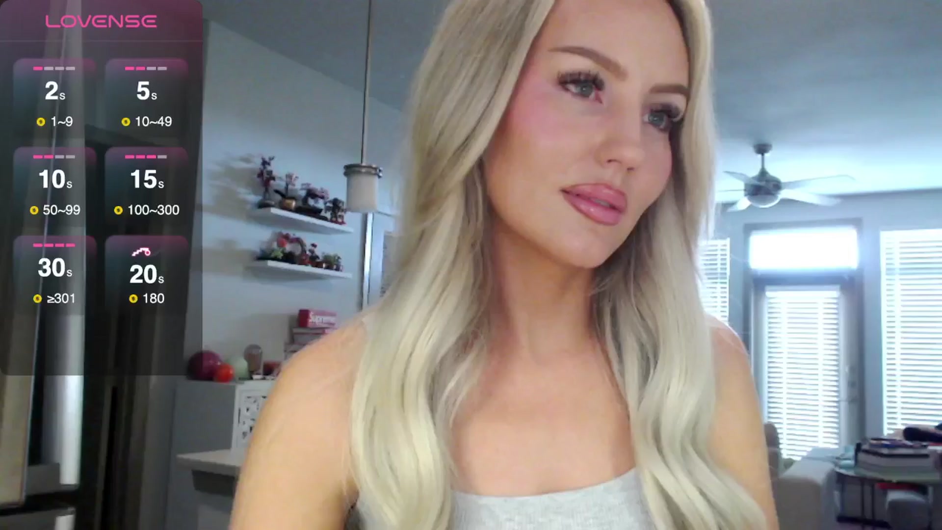 Gallery image thumbnail from Officialelsa's myfreecams stream on, 02/26/2025, 18:25 image 17 of 20