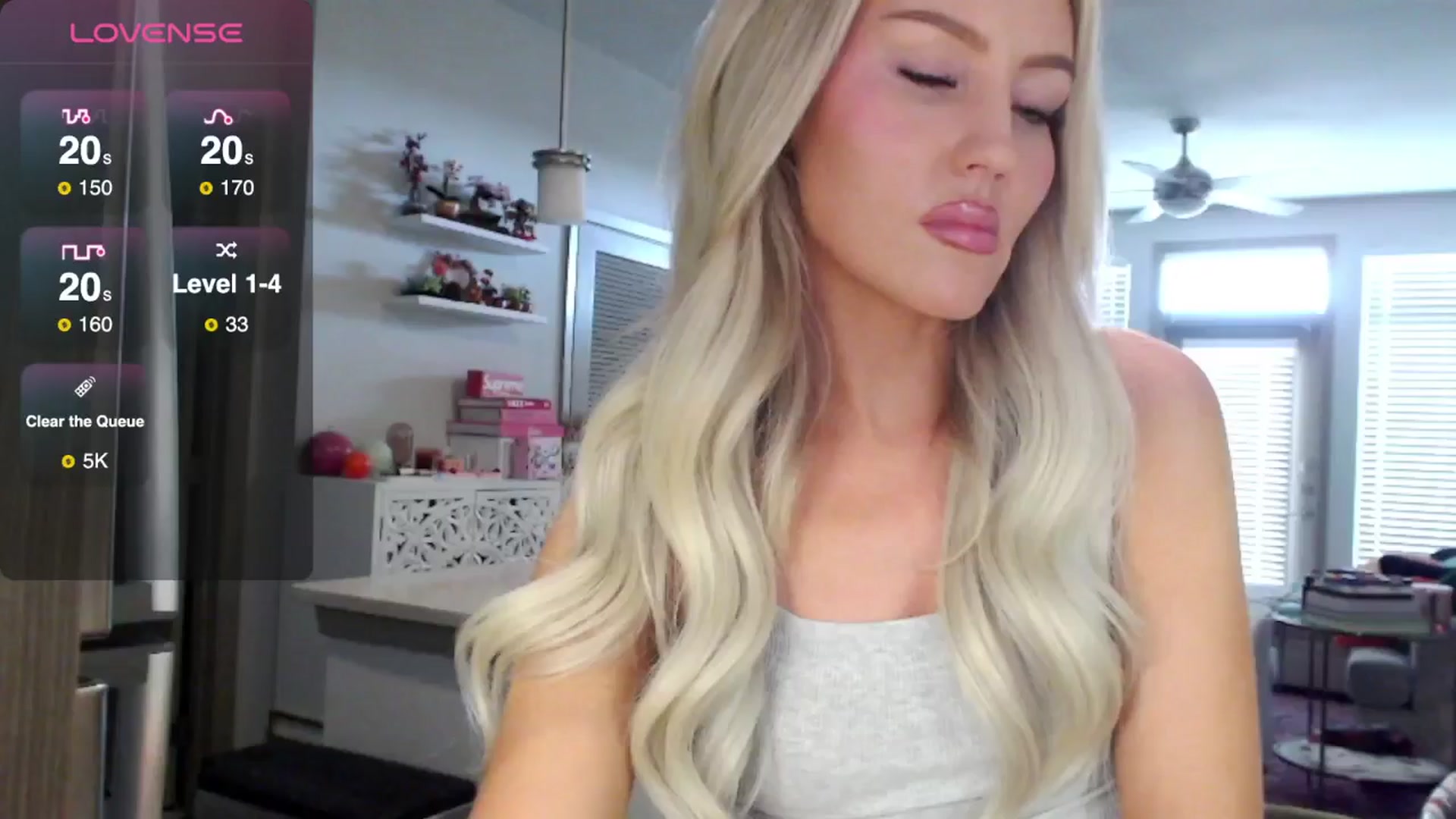 Gallery image thumbnail from Officialelsa's myfreecams stream on, 02/26/2025, 18:25 image 8 of 20