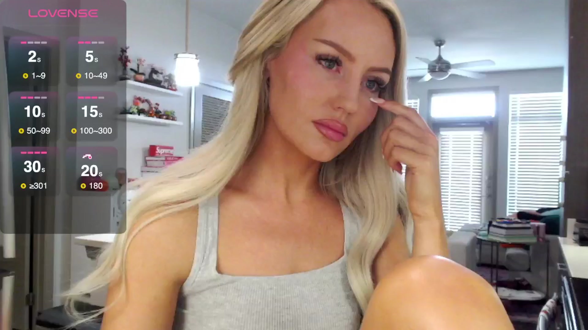 Gallery image thumbnail from Officialelsa's myfreecams stream on, 02/26/2025, 19:06 image 8 of 20