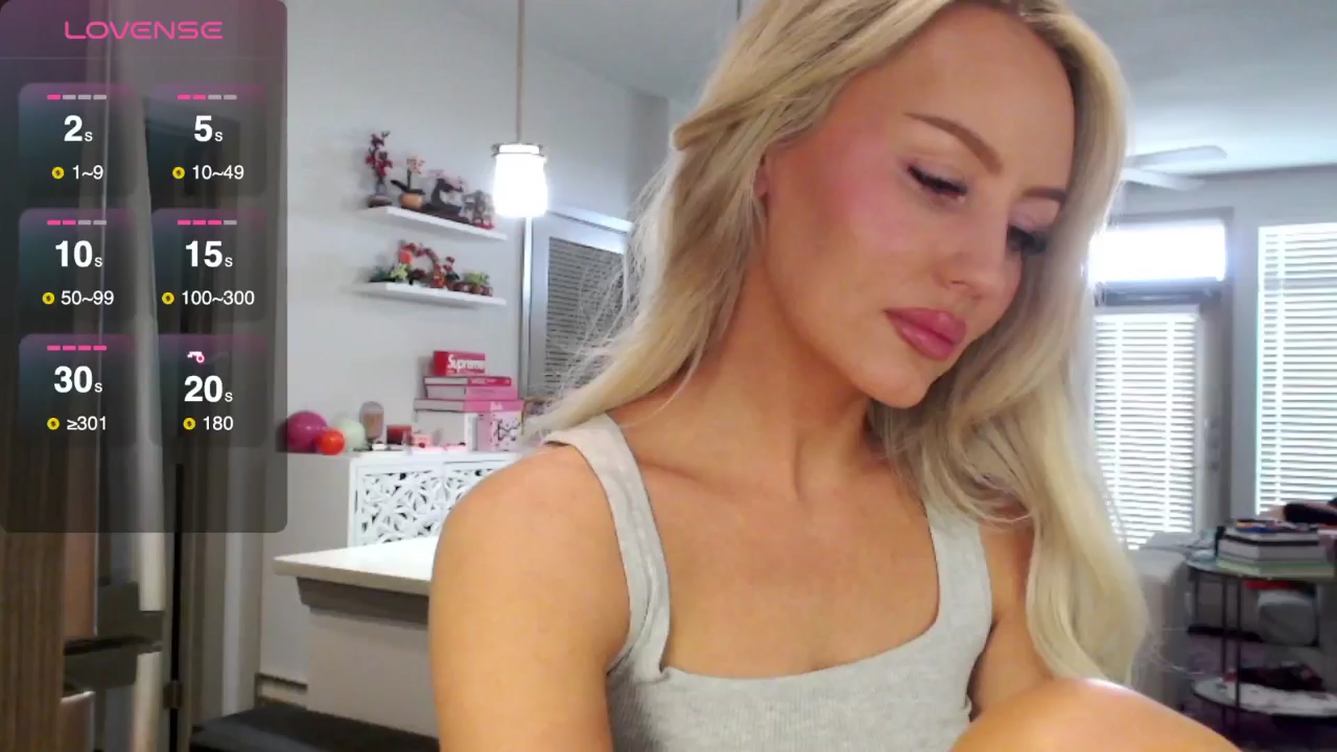 Gallery image thumbnail from Officialelsa's myfreecams stream on, 02/26/2025, 19:06 image 11 of 20