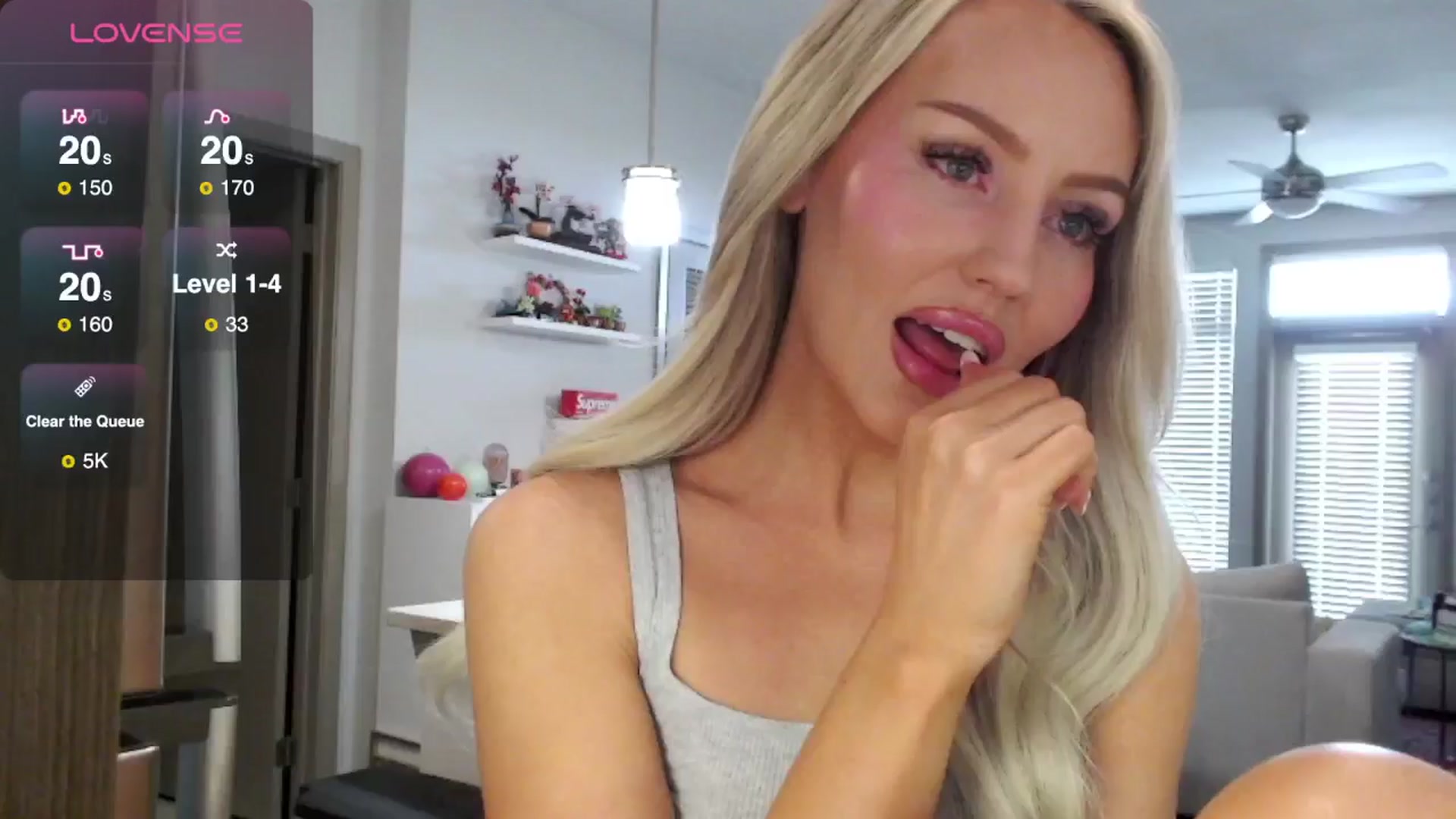 Gallery image thumbnail from Officialelsa's myfreecams stream on, 02/26/2025, 19:47 image 4 of 20